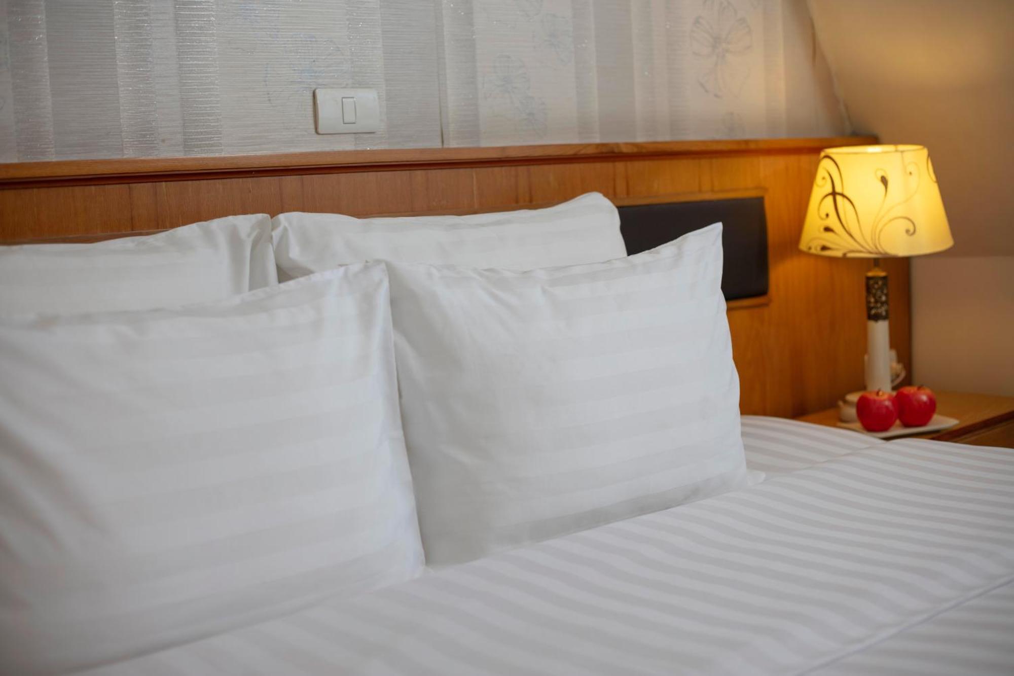 Hotel Sky