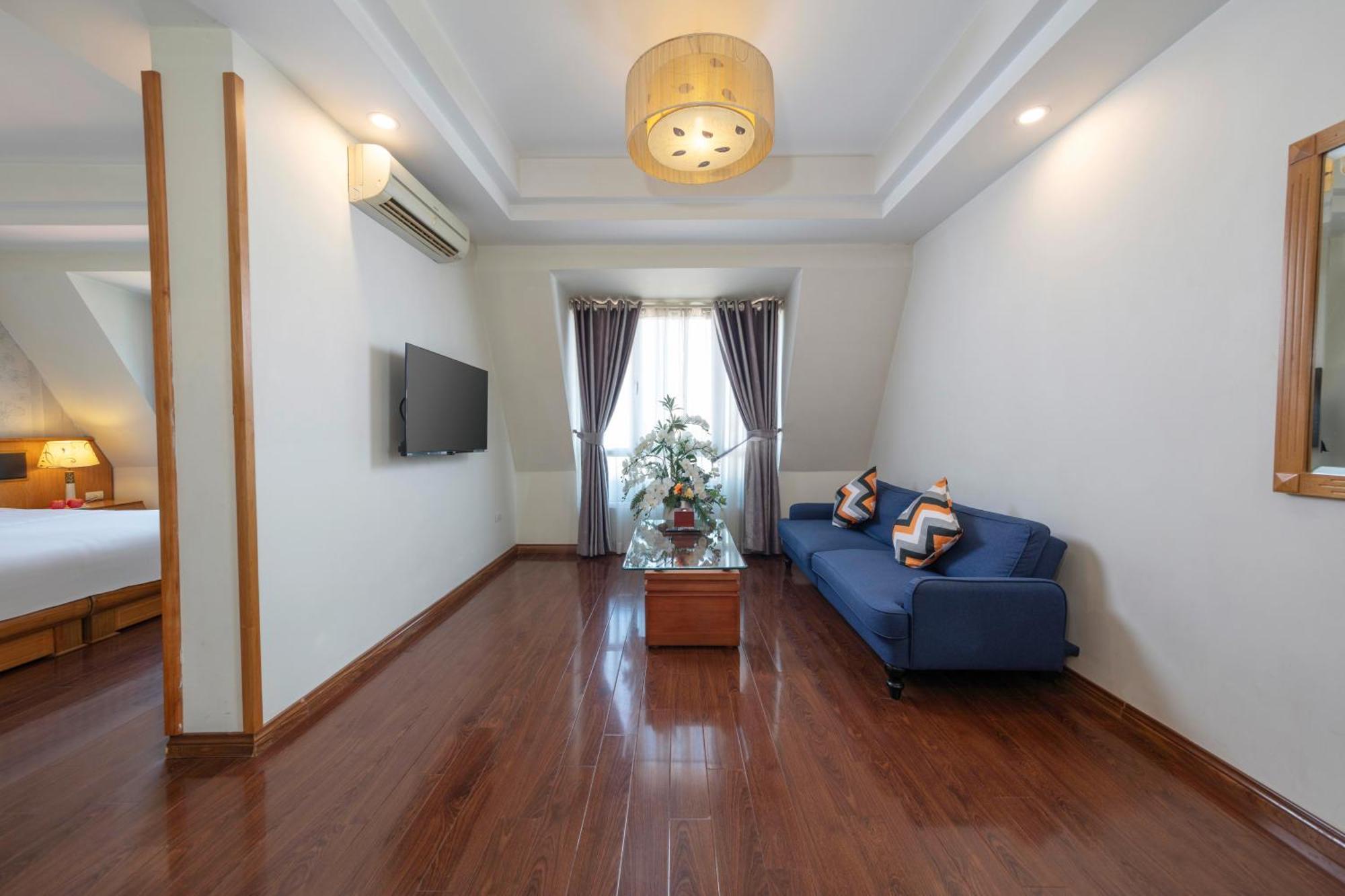 Hotel Sky 3*