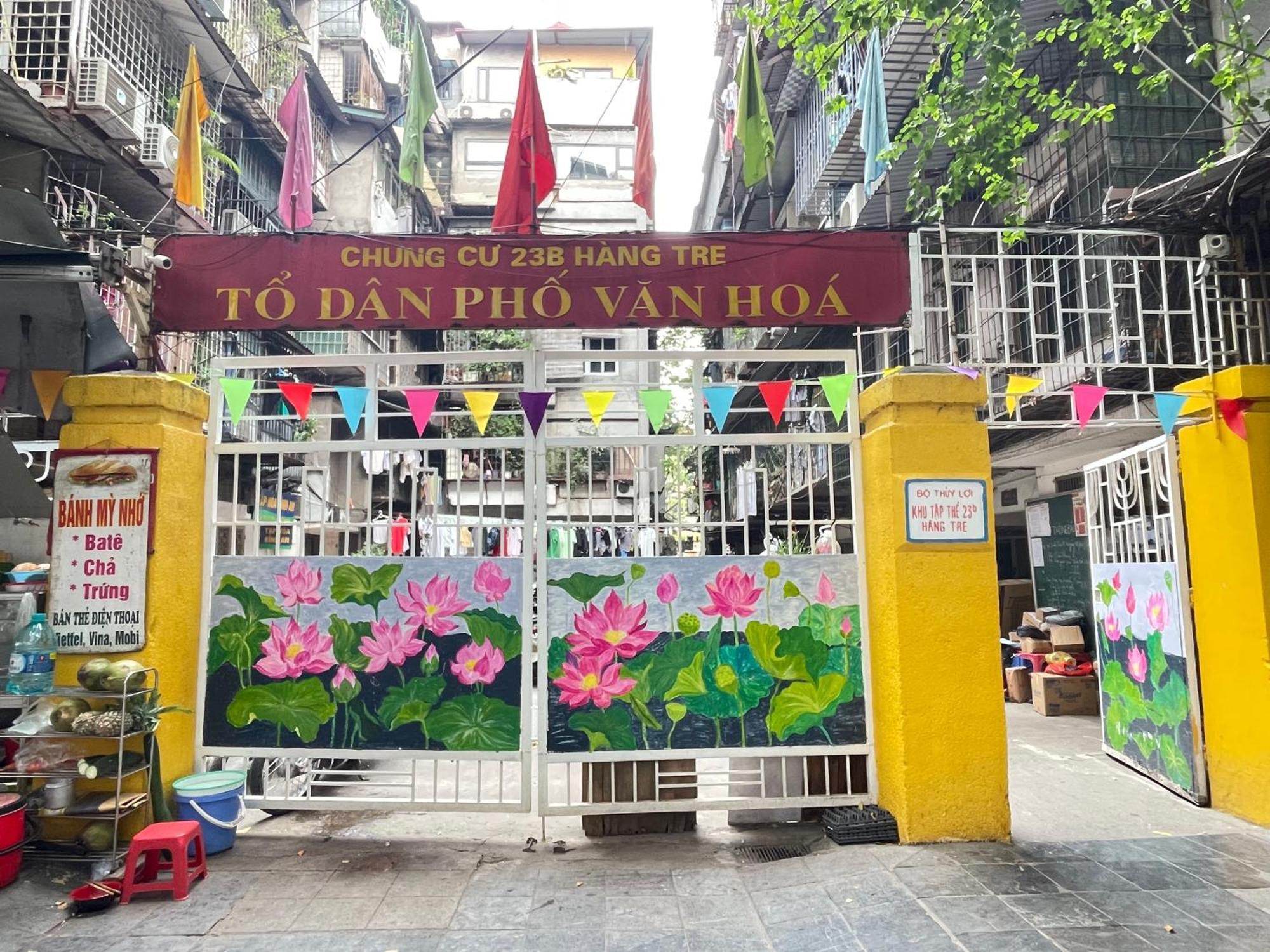 Apartment Amazing View, Natural Light, 3' To Hoan Kiem Lake, Free Wifi, Netflix, 2 Beds, 1 Toilet-2 Showers Hanoi