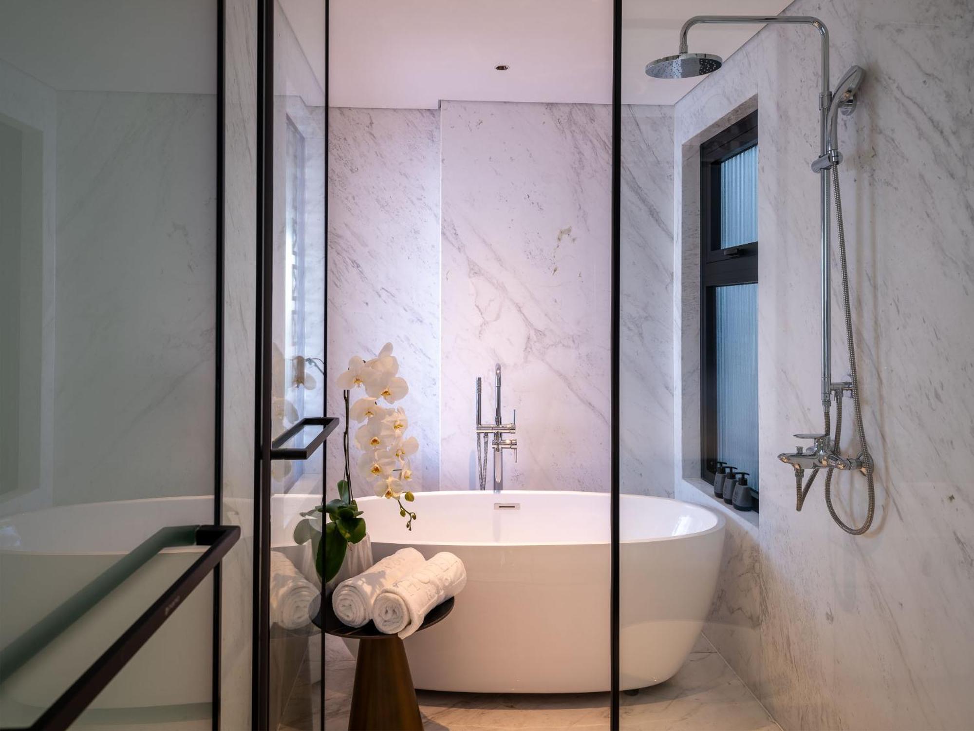 Hotel H Ha Noi 4*