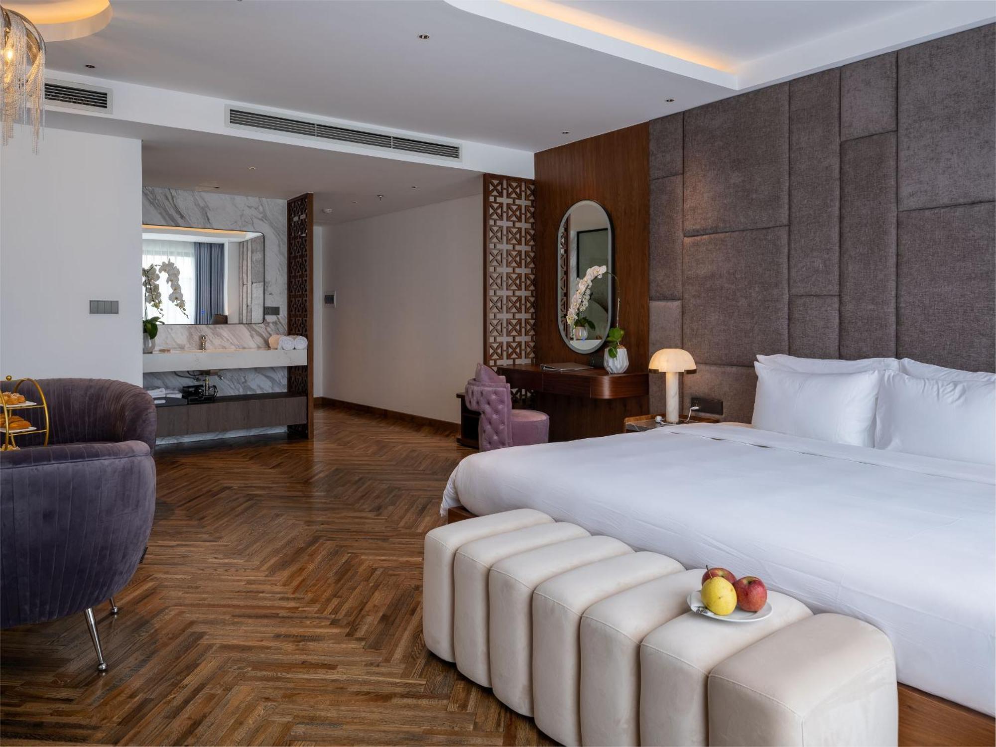 Hotel H Ha Noi