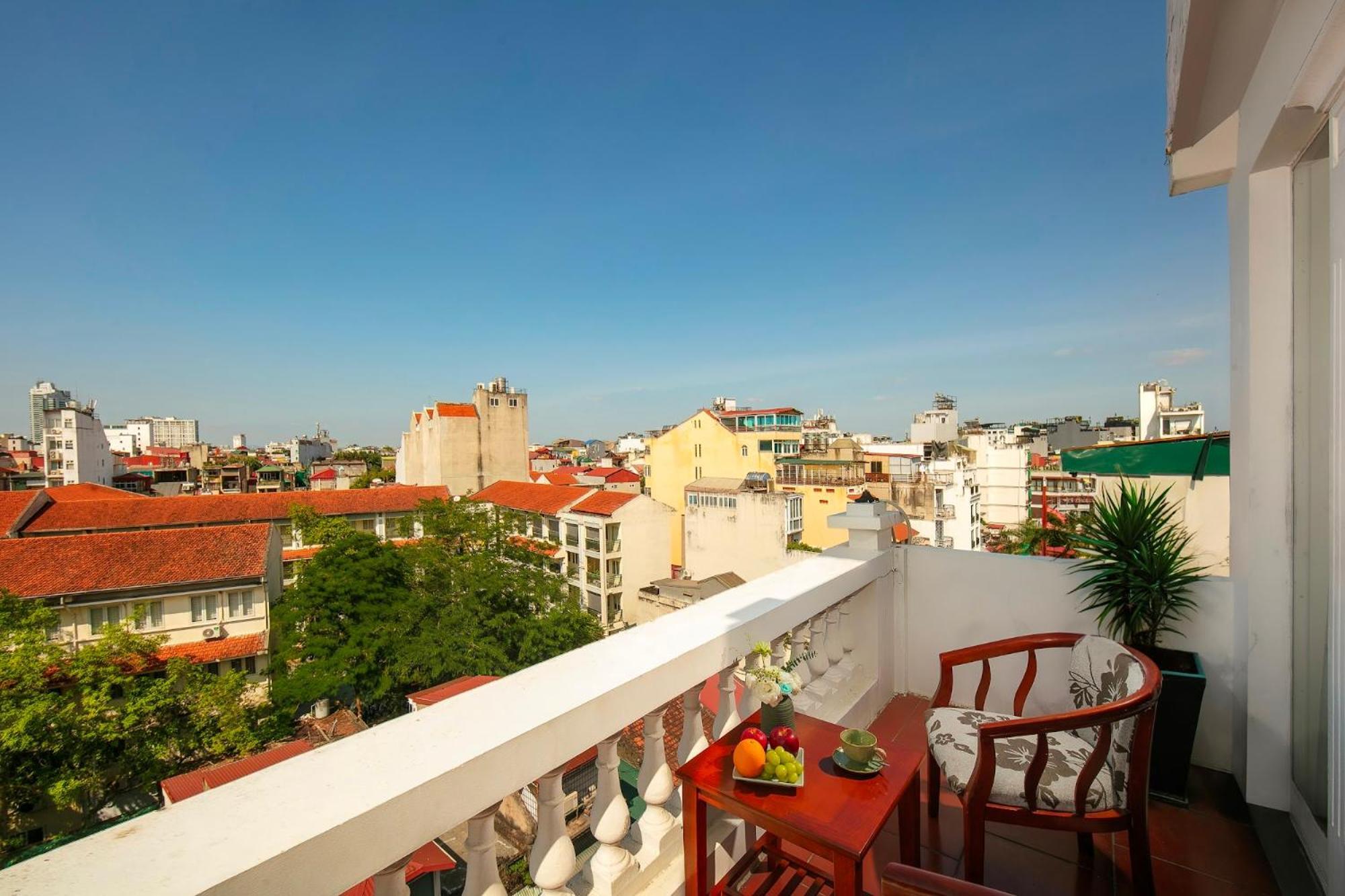 Delica Premium Hotel Hanoi