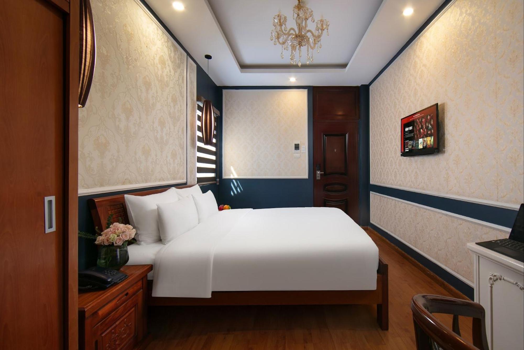 Hotel Delica Premium Hanoi