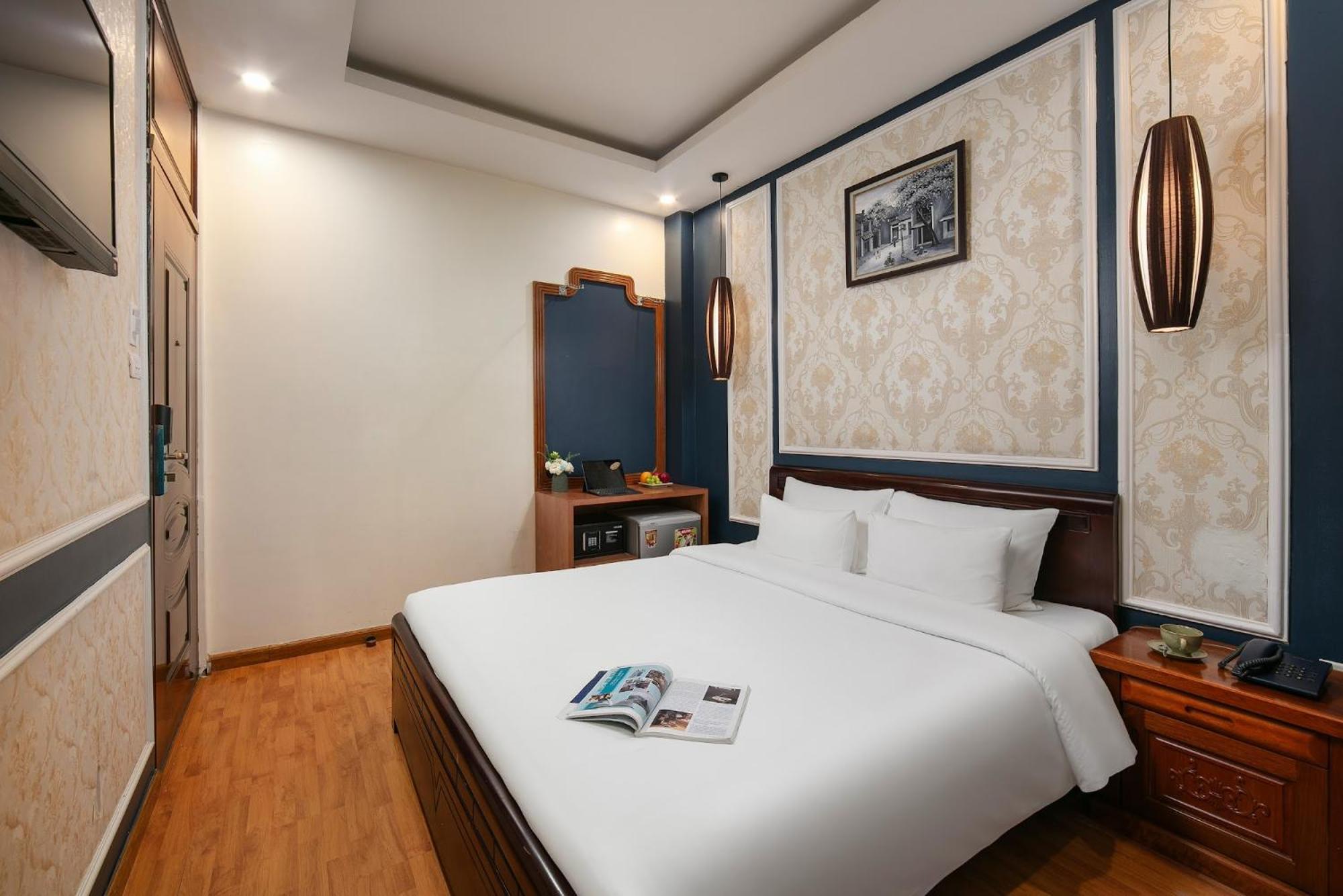Delica Premium Hotel