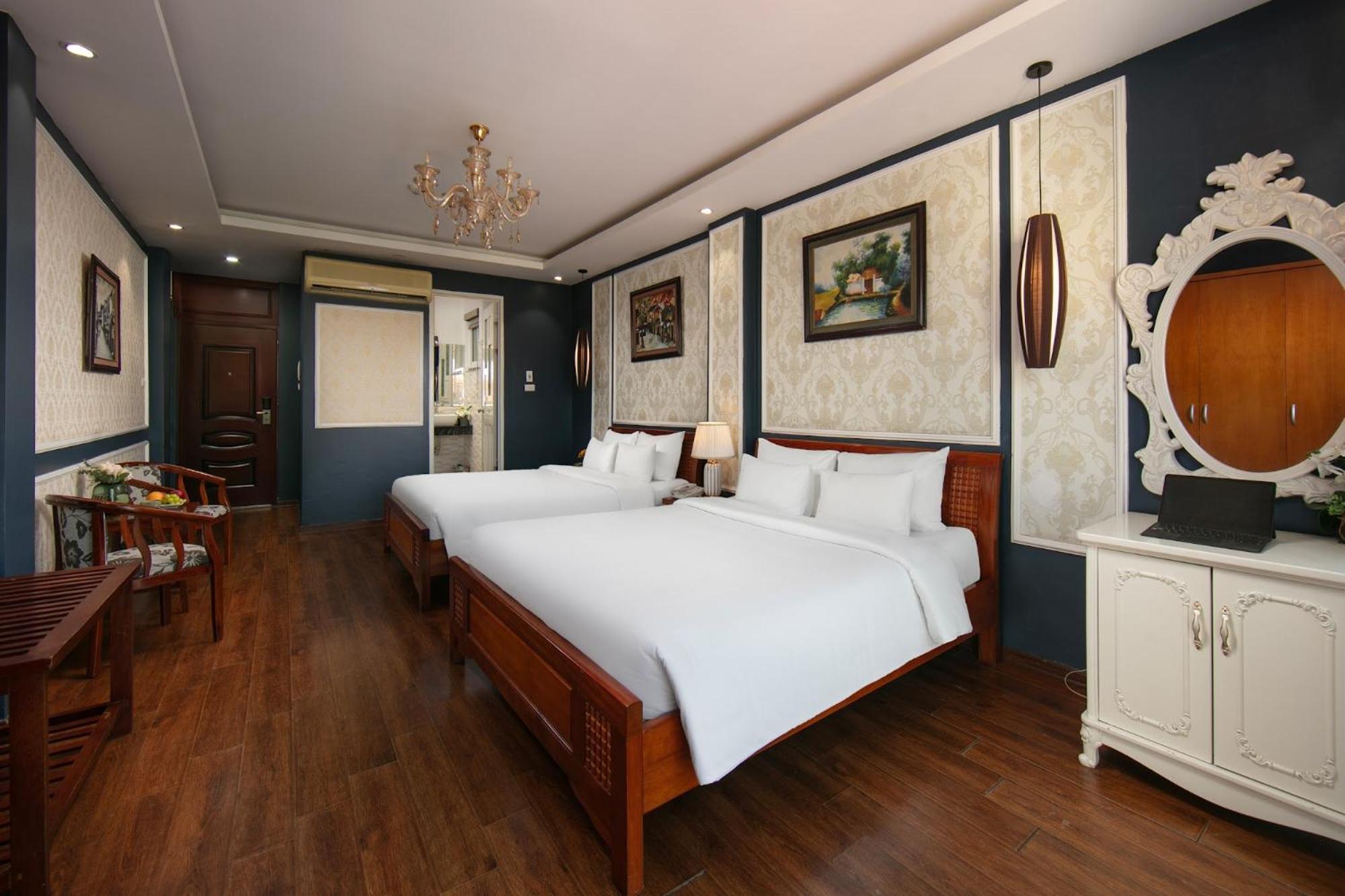 Delica Premium Hotel