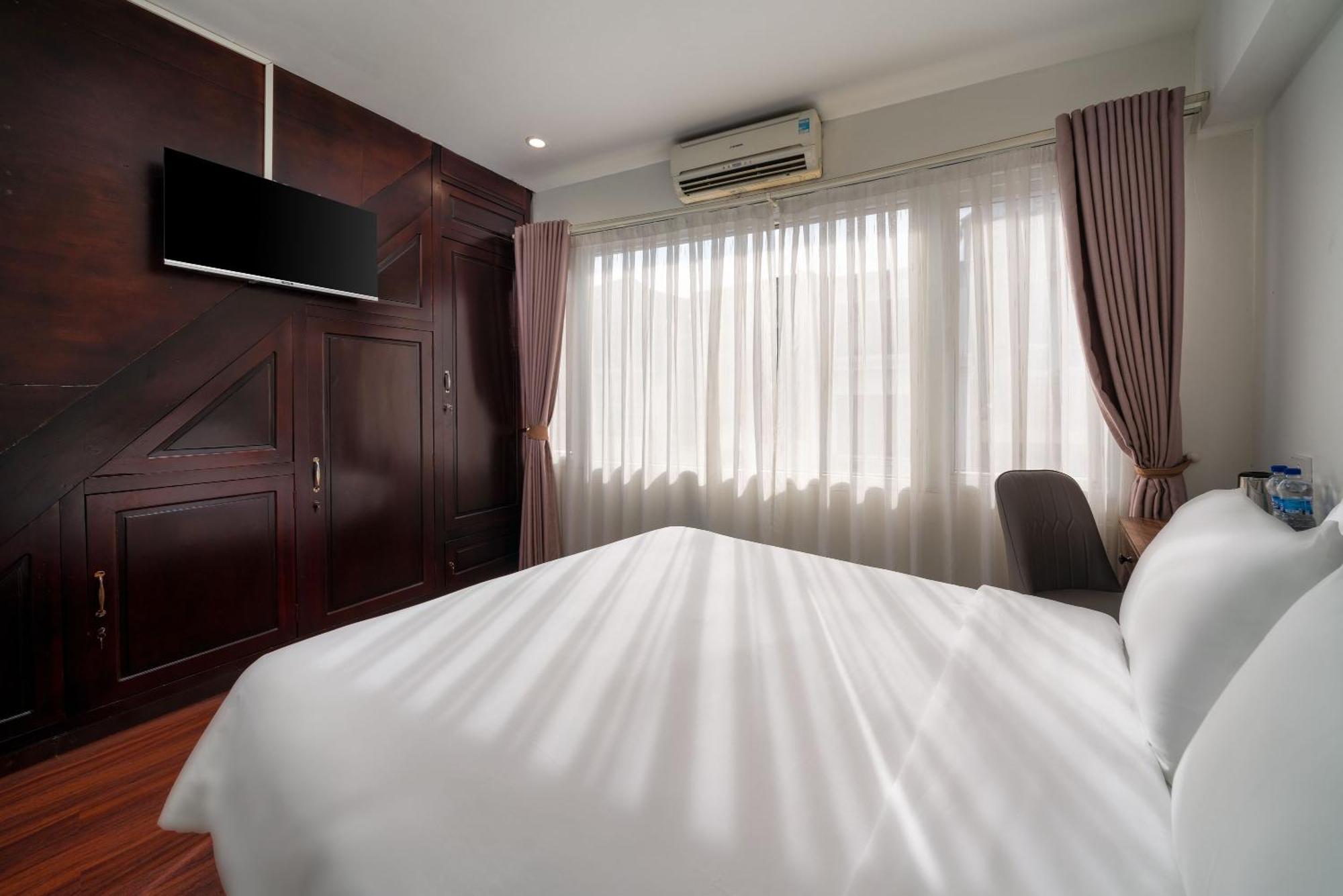 Charlie House Nhà khách Hà Nội