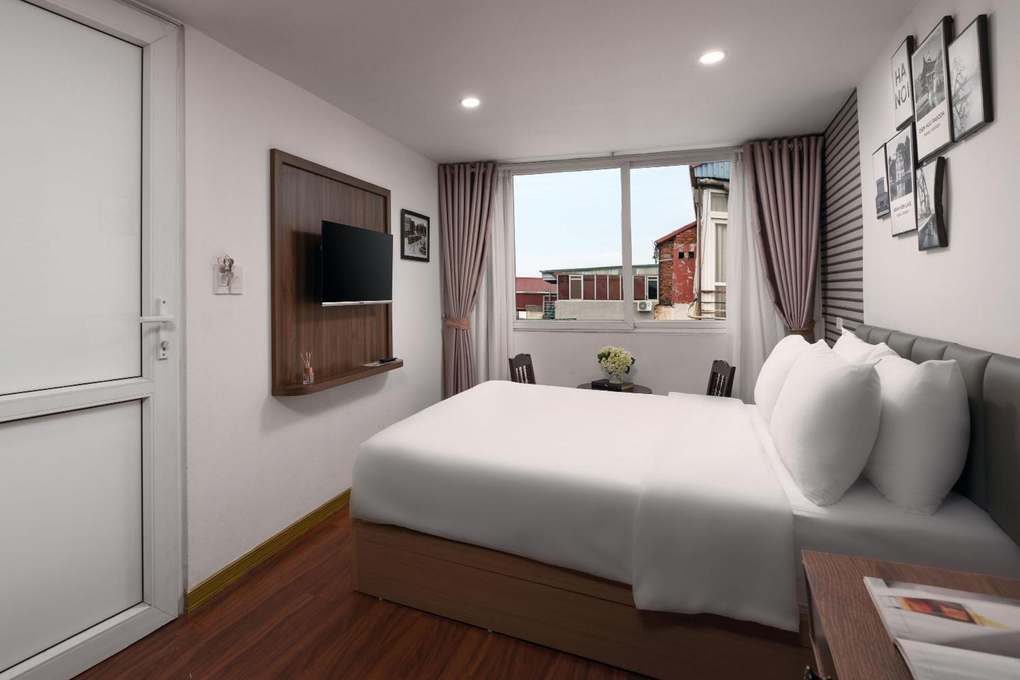 Charlie House * Hà Nội