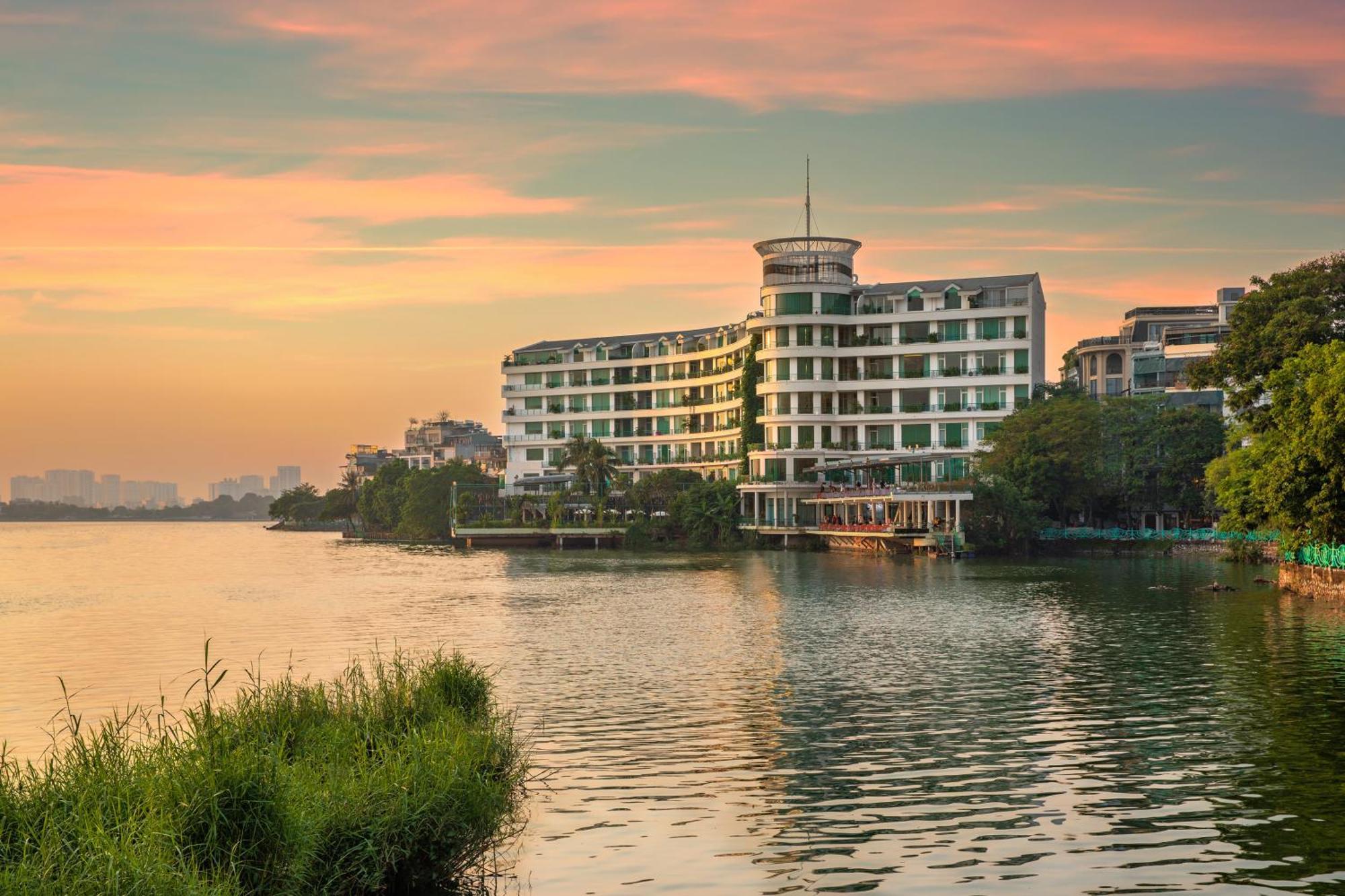 The Club & Residences Hotel
