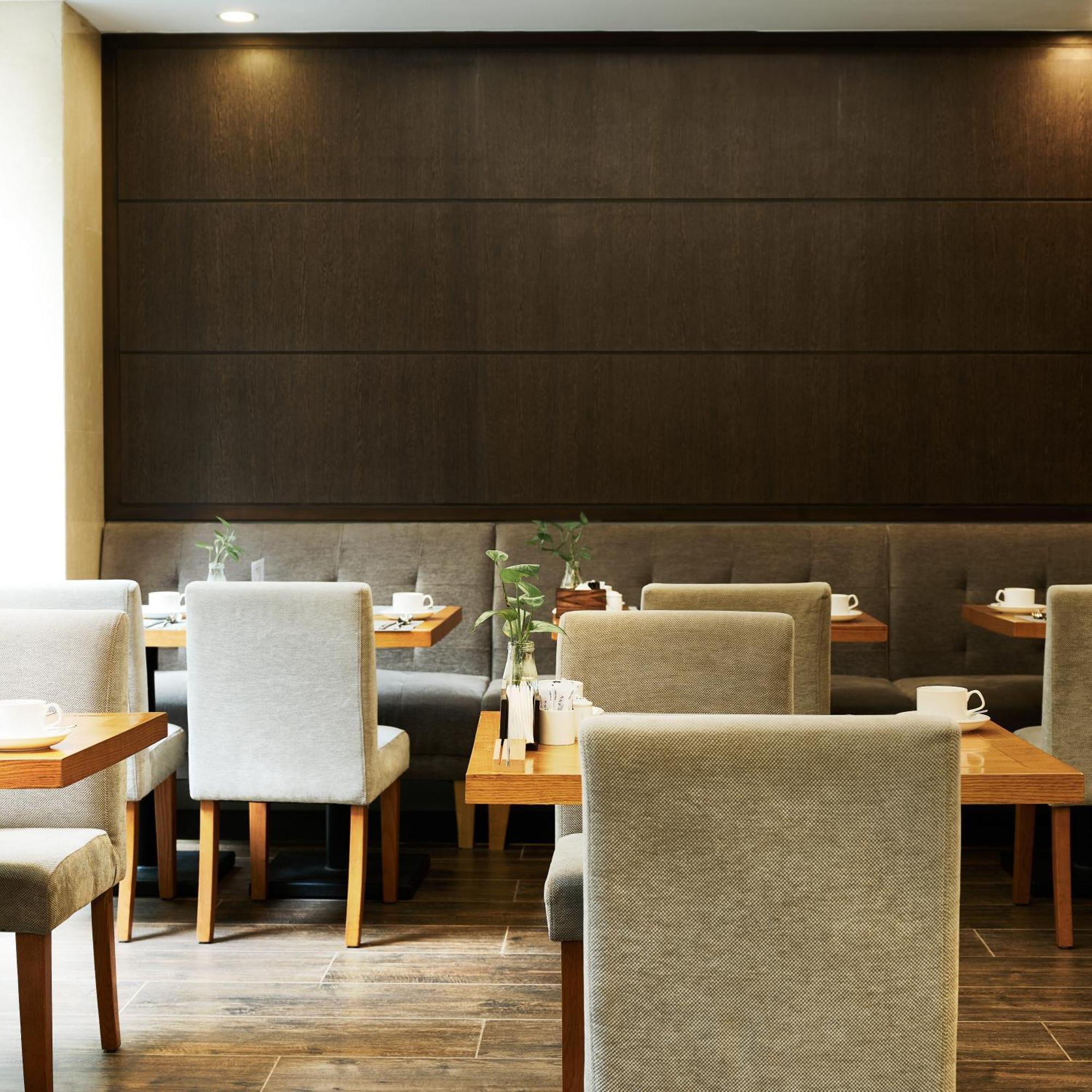 Hotel The Ann & Hanoi