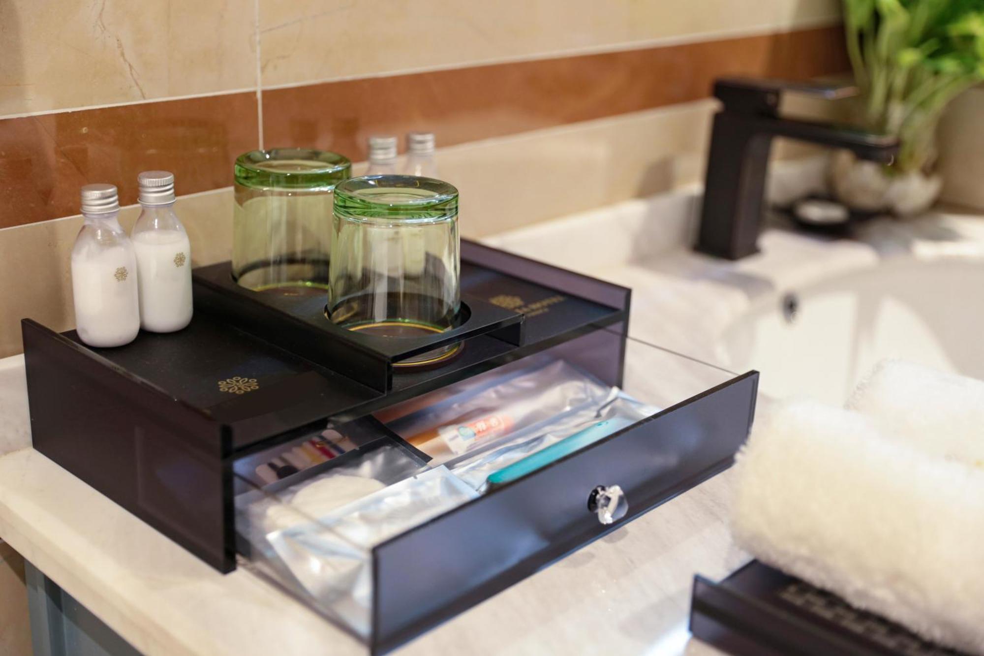 Hotel Dahlia 4*
