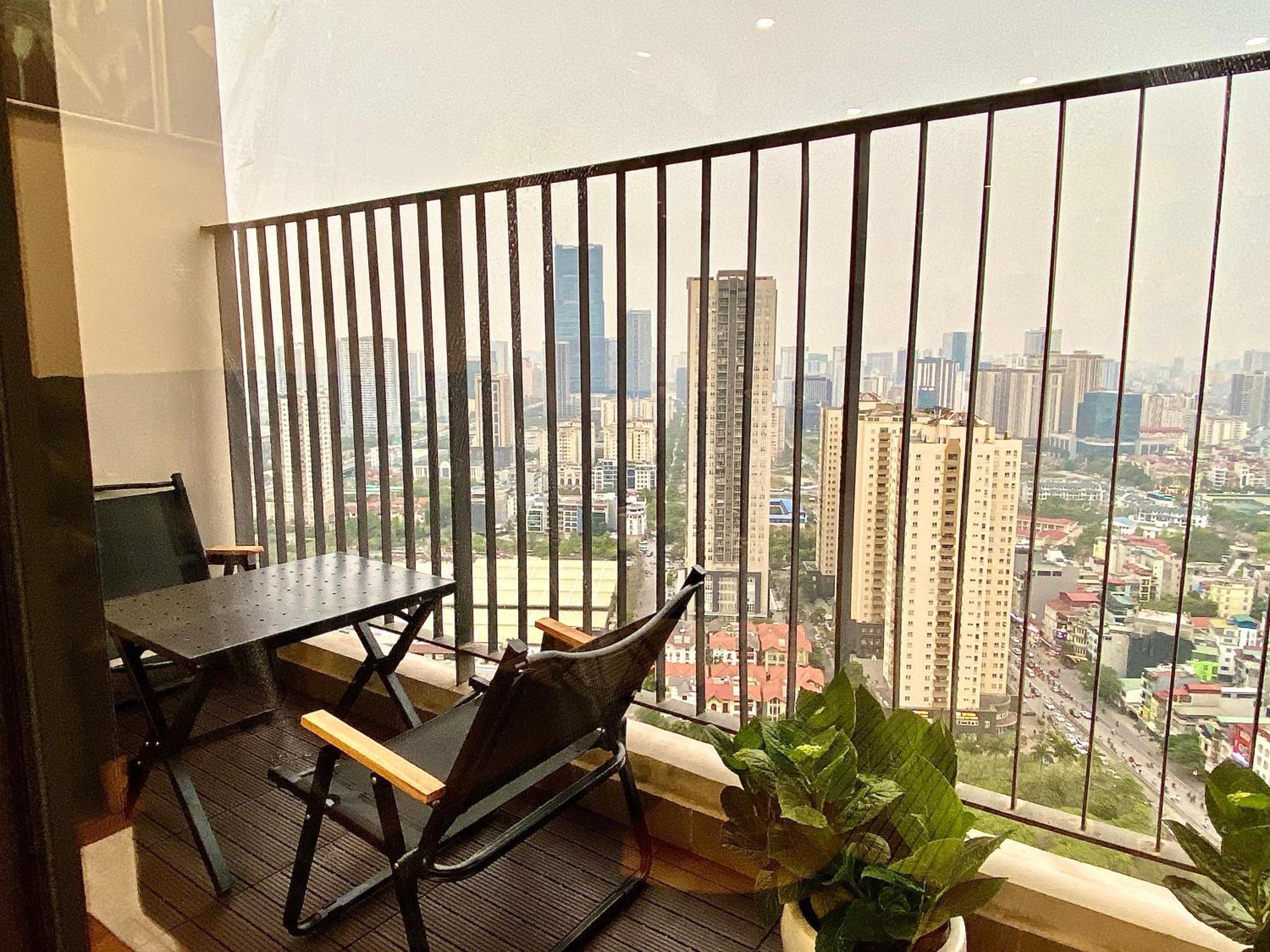 Qmp - Vinhomes D'capitale Tran Duy Hung Apartment