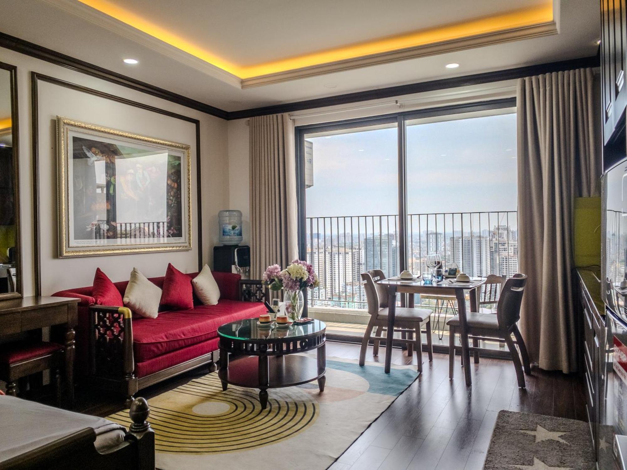 Apartment Qmp - Vinhomes D'capitale Tran Duy Hung *