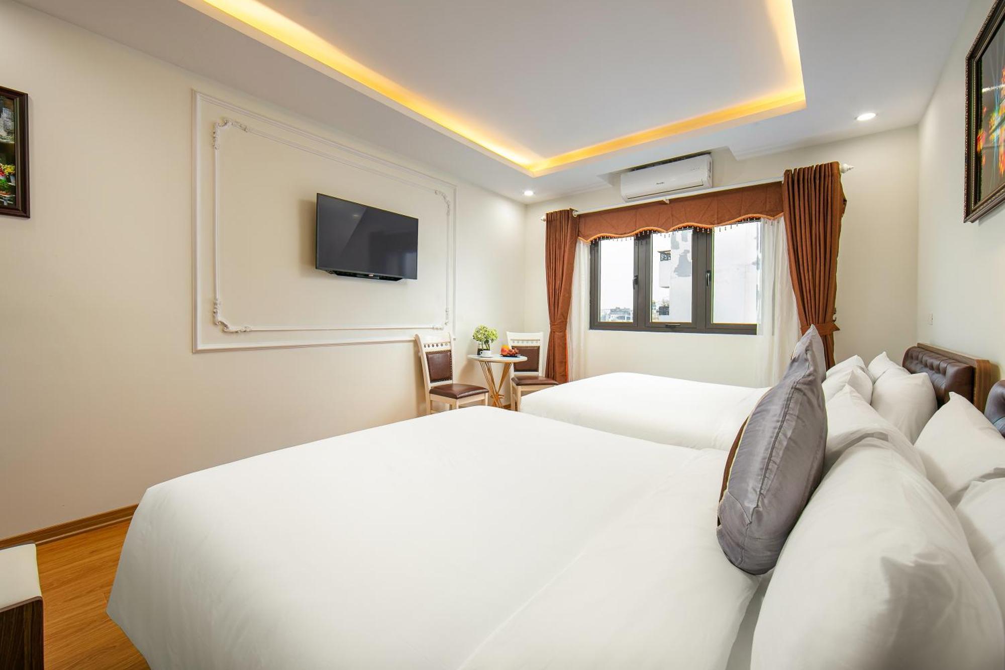 Khách sạn Tunger Premium & Travel 4*
