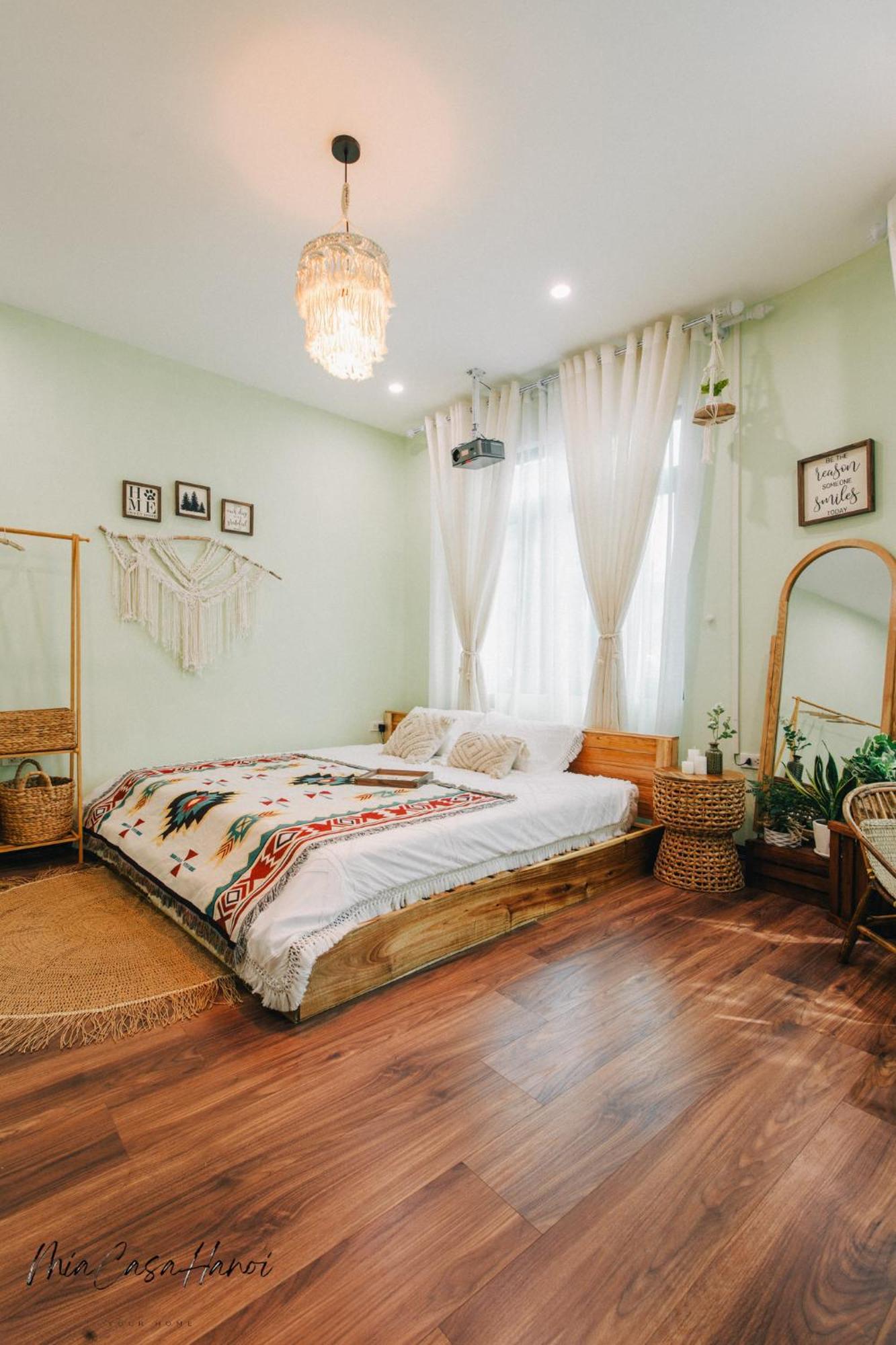 Khách sạn hẻo lánh Miacasahanoi - King Bed - Free Laundry - Netflix & Rooftop Chill