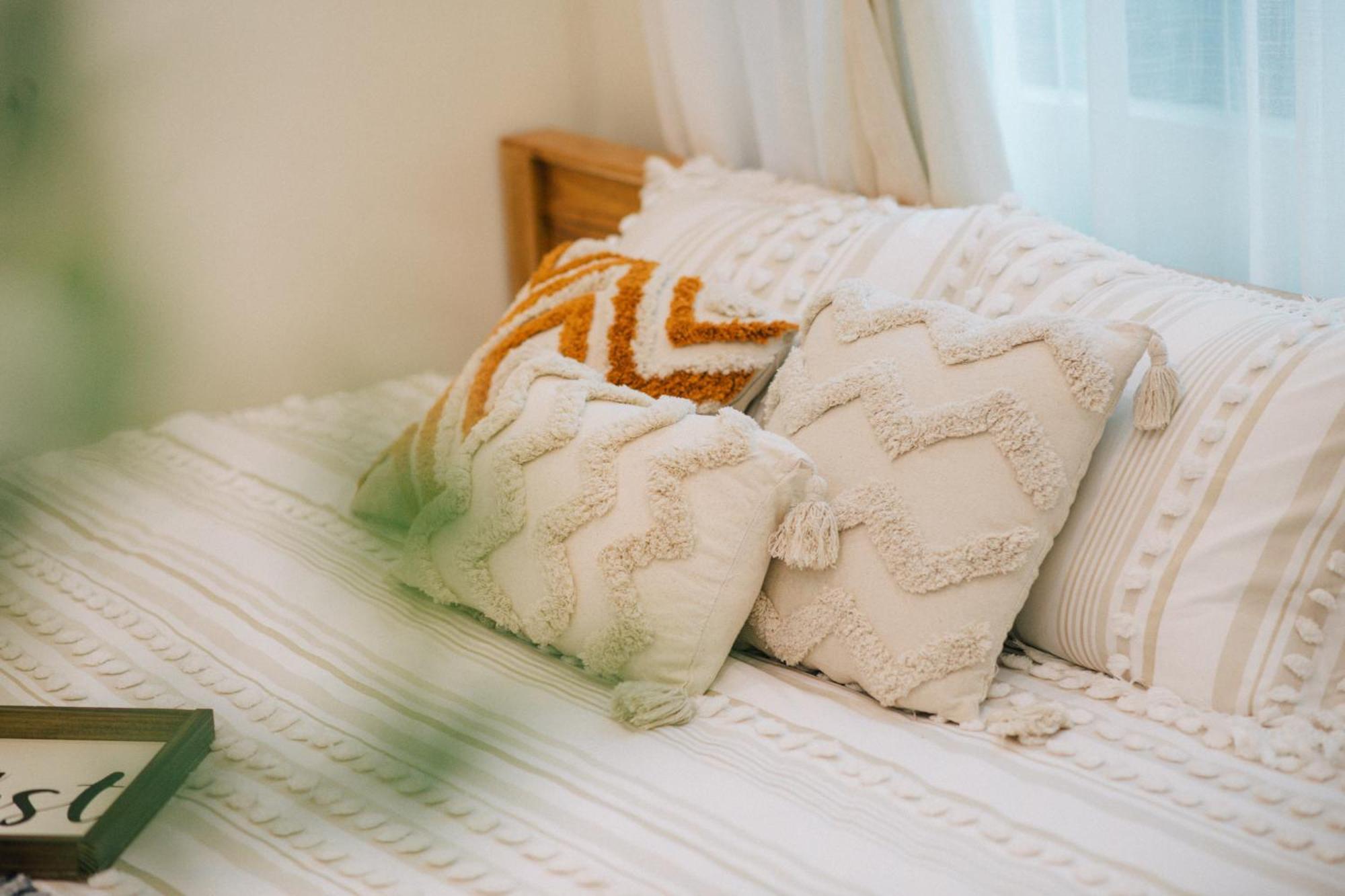 Miacasahanoi - King Bed - Free Laundry - Netflix & Rooftop Chill *