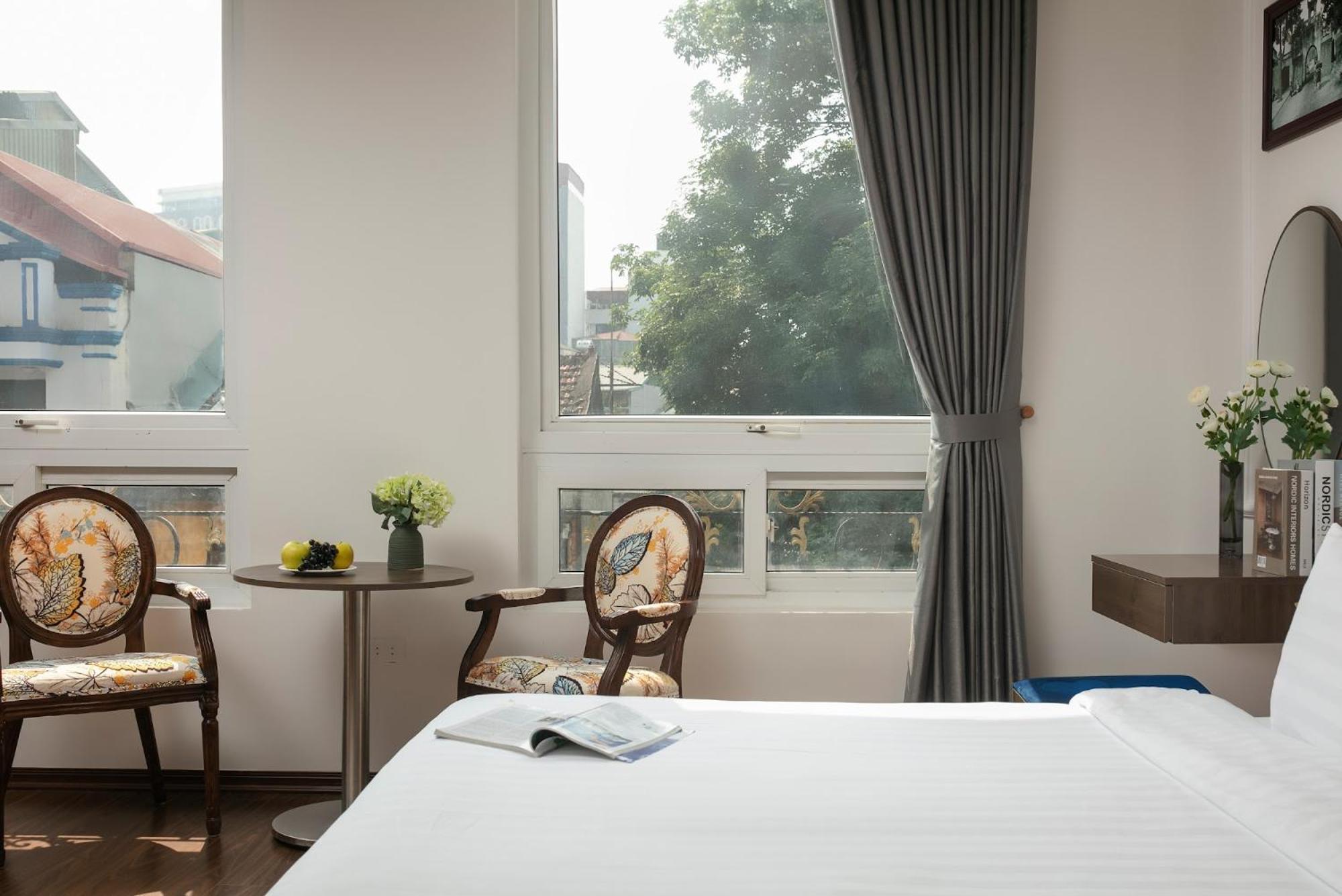 Khách sạn Dream Premium &