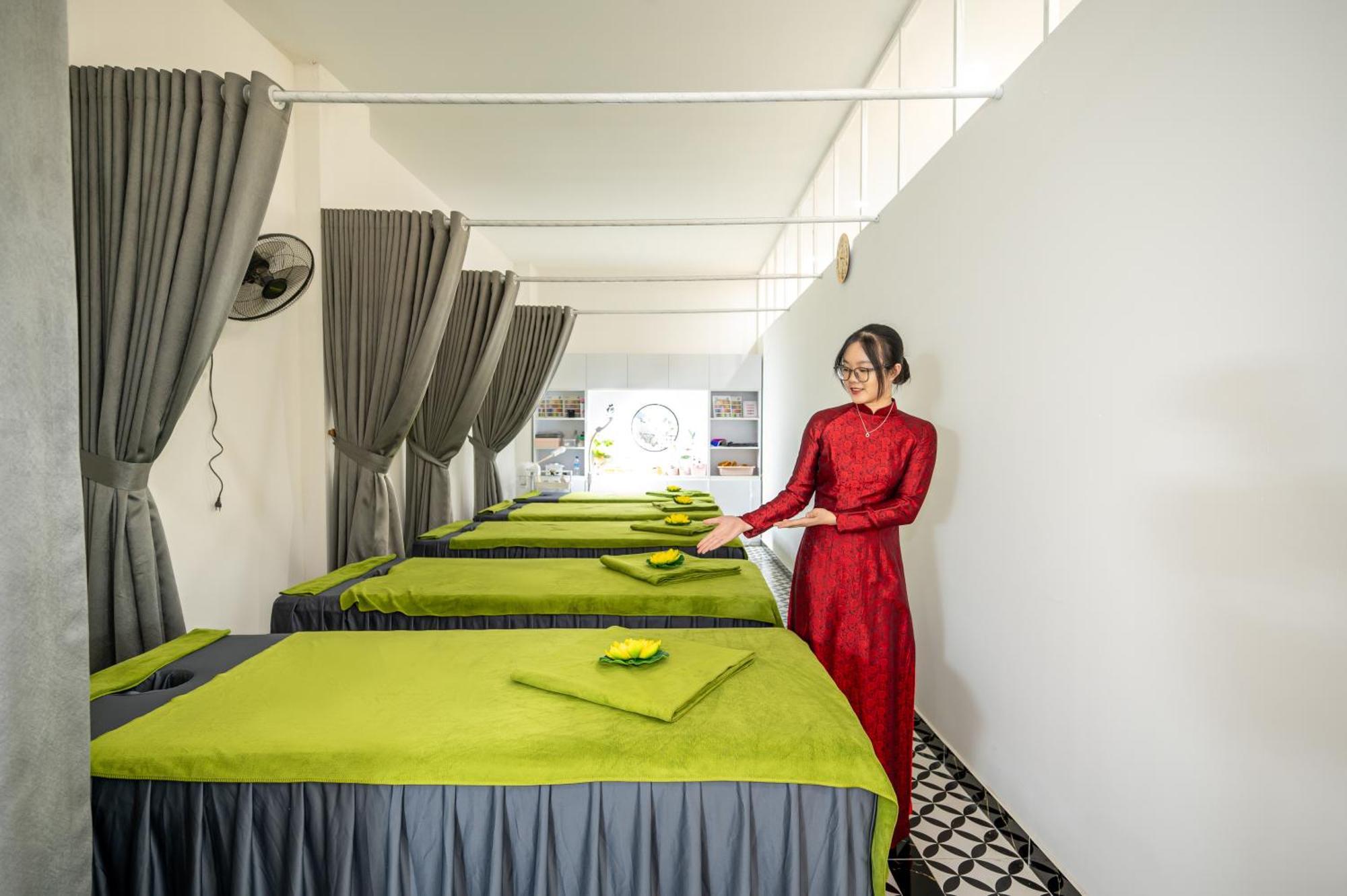 Khách sạn Dream Premium & 4*