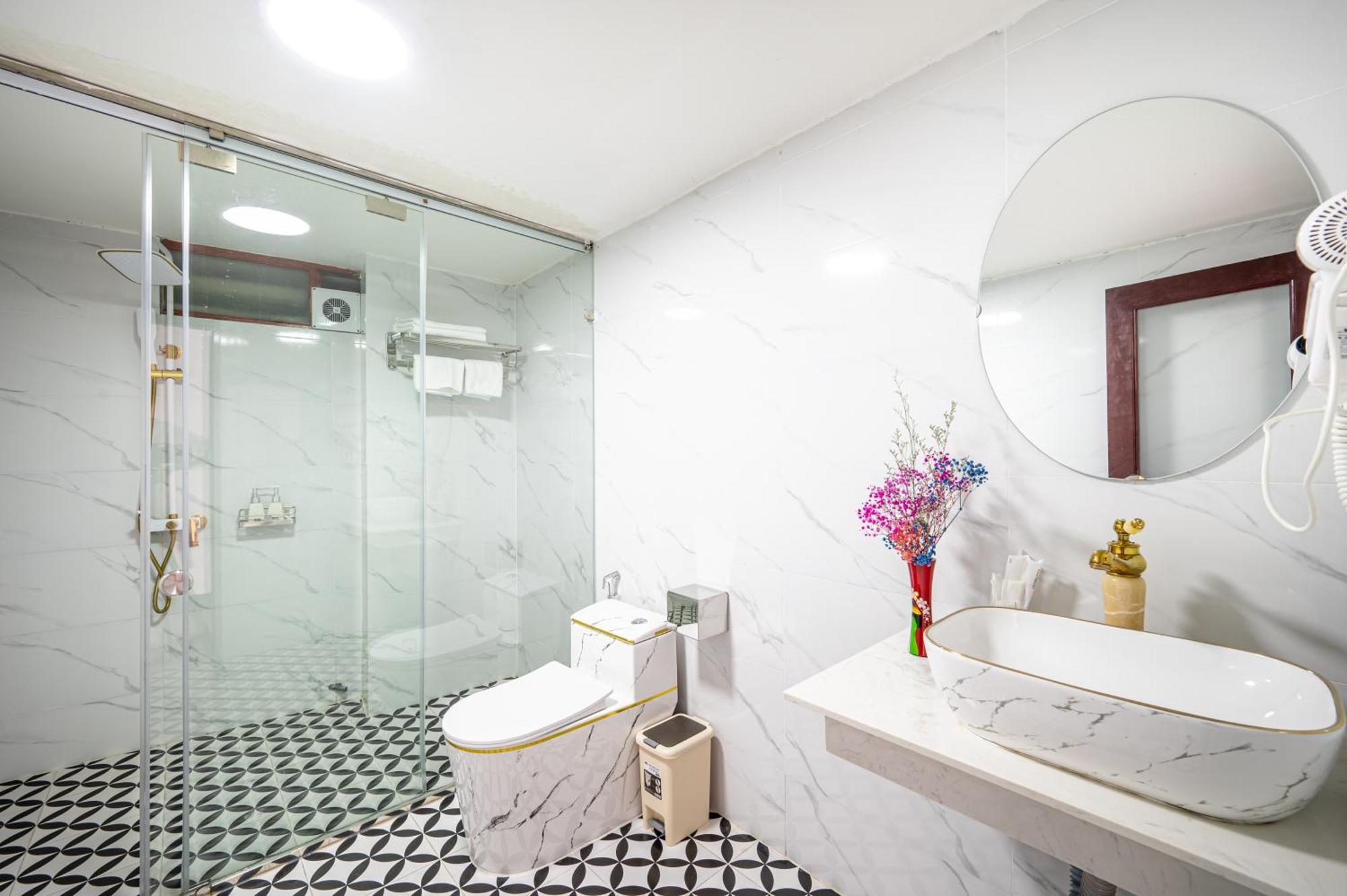 Khách sạn Dream Premium & 4*