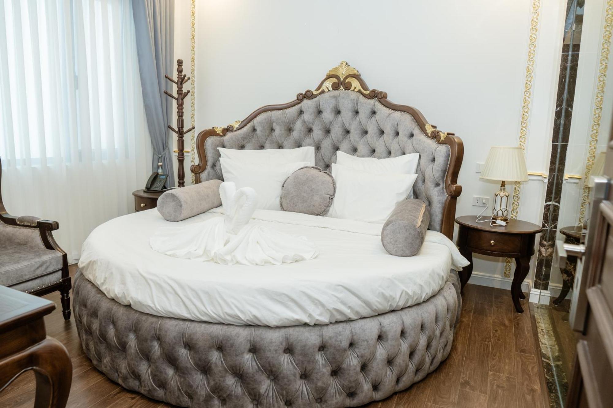 Hotel Royal Duong Noi