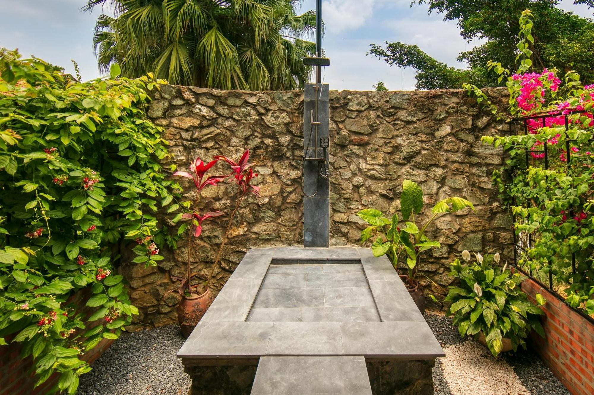 Asean - Shiki Onsen & 4* Hanoi