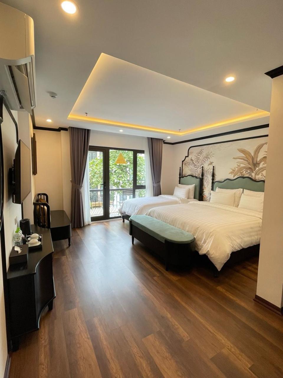 Aquarius Premium 4* Hanoi
