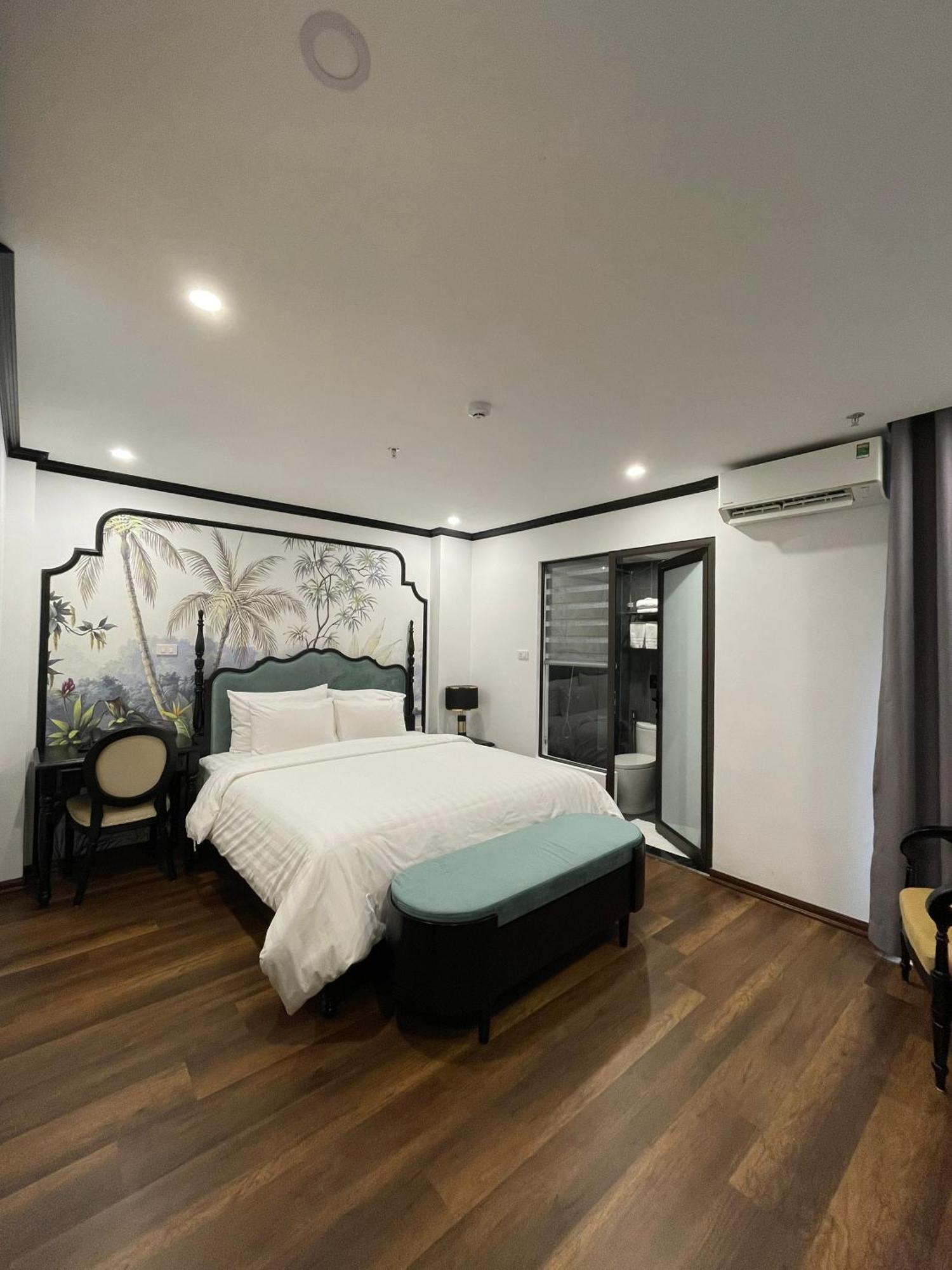 Aquarius Premium 4* Hanoi