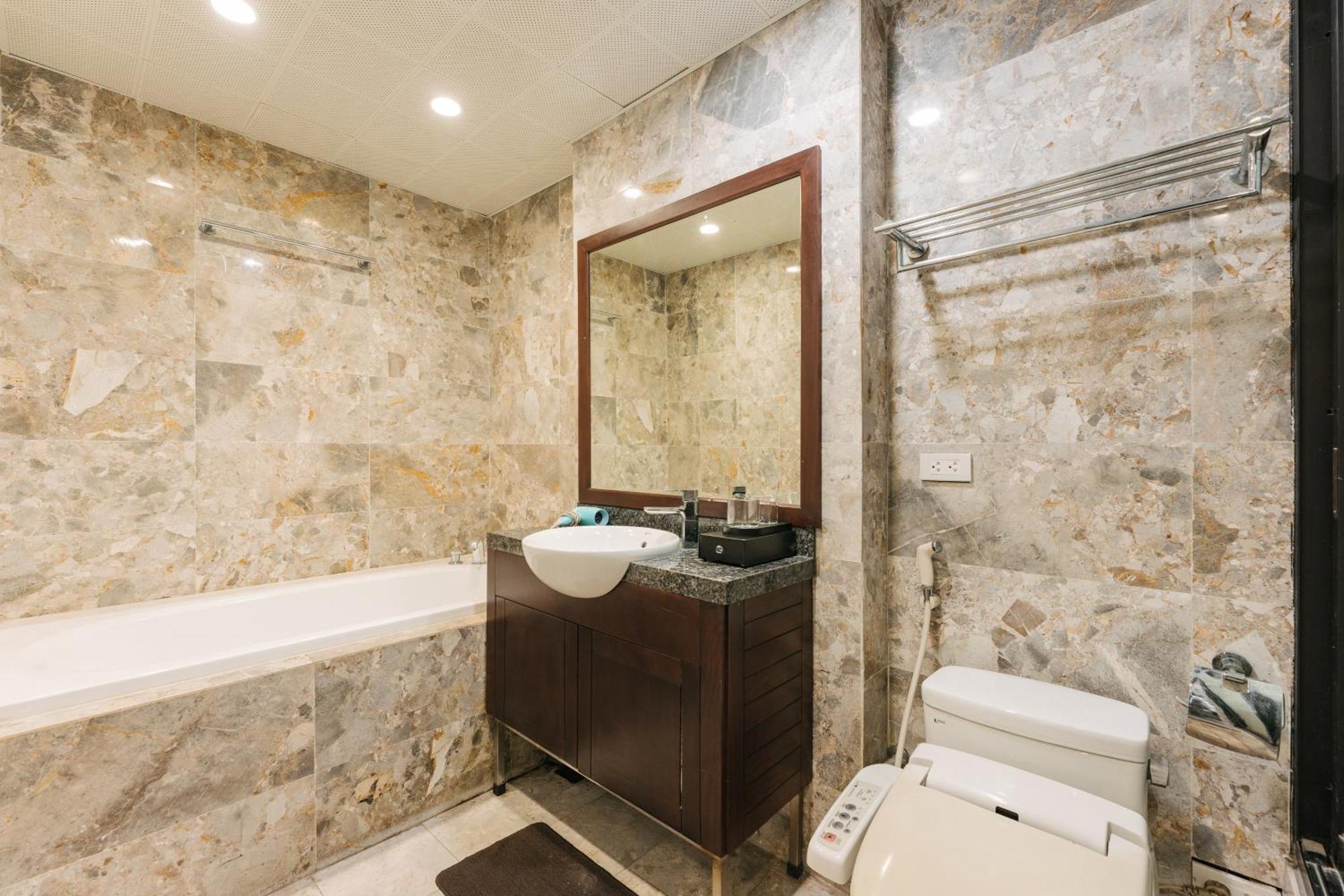 Hi.home House Near 5* Hanoi