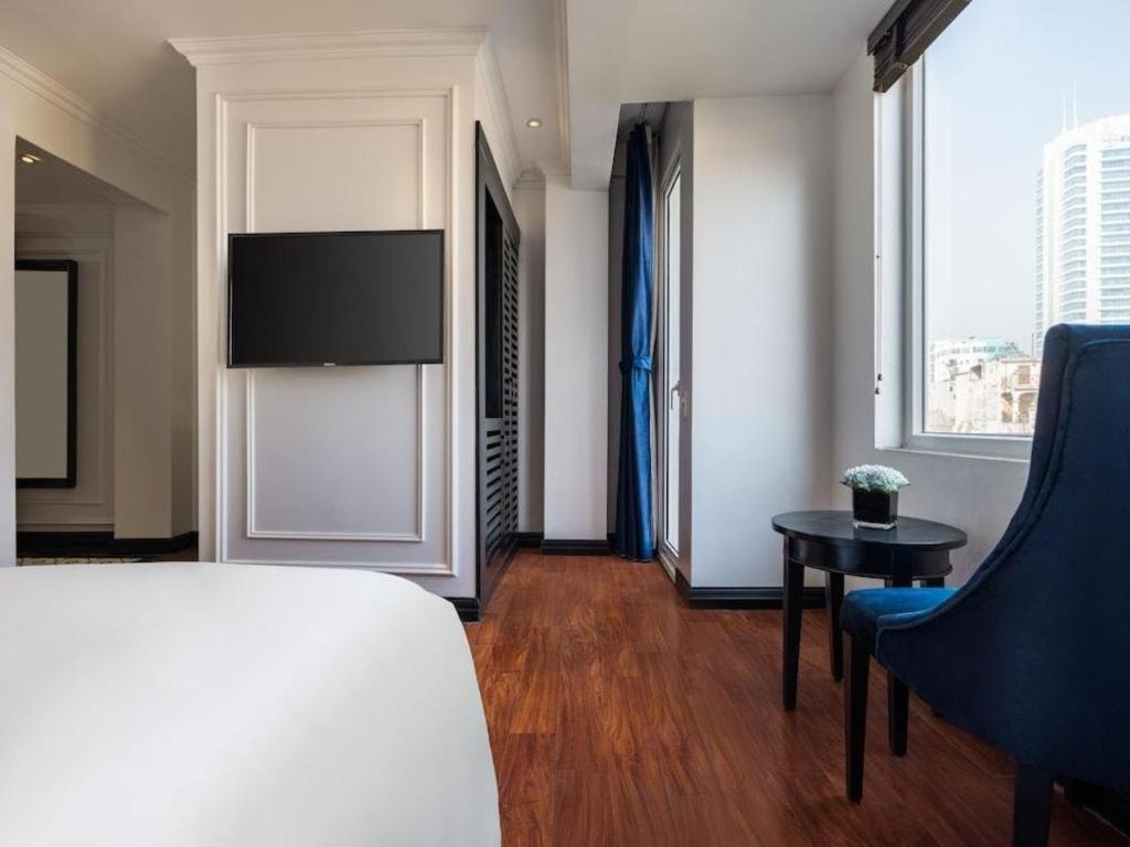 Flower Hotel 3*