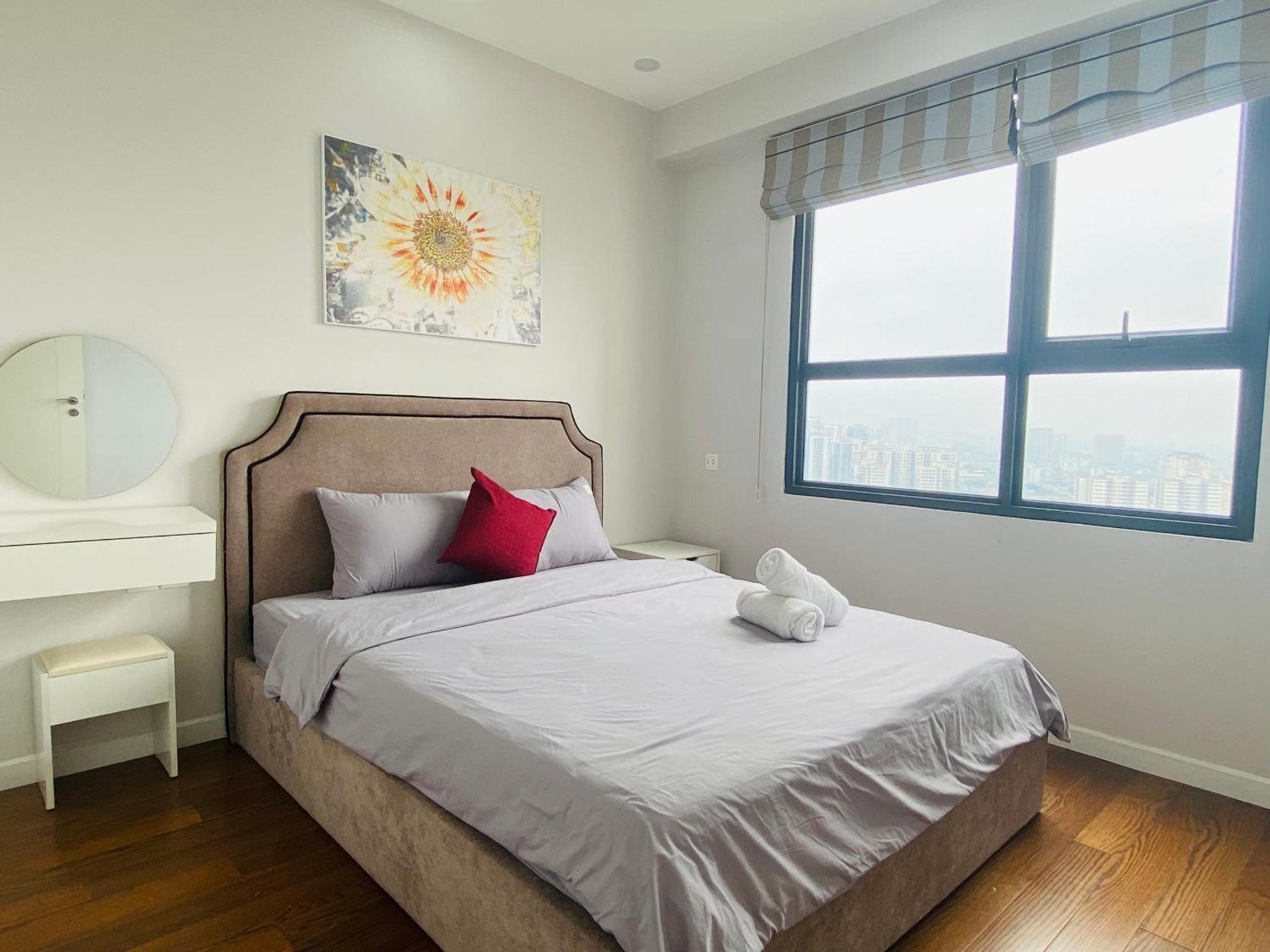 Apartment Qmp - Vinhomes D'capitale Tran Duy Hung *