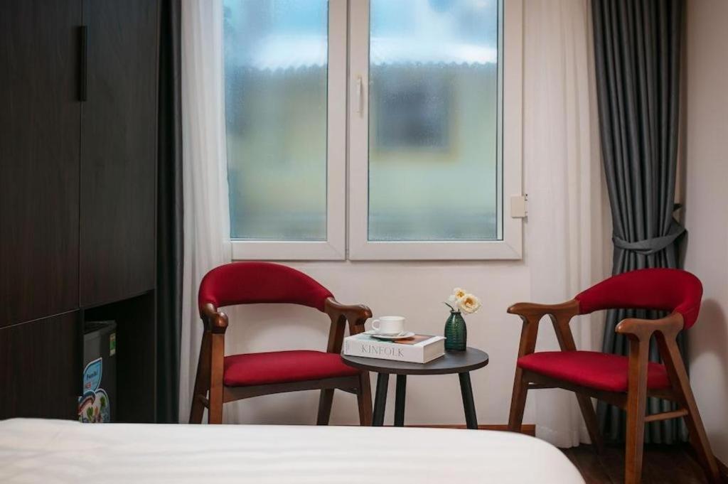 Khách sạn Serene Premier Hà Nội