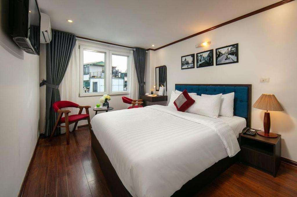 Khách sạn Serene Premier Hà Nội