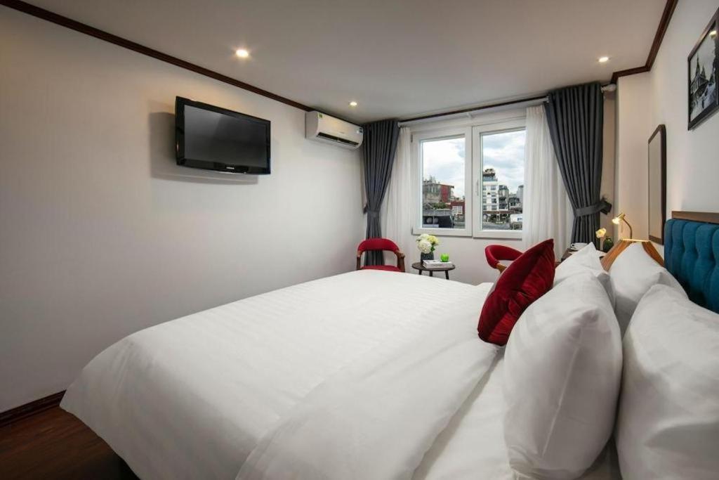 Serene Premier 3* Hà Nội