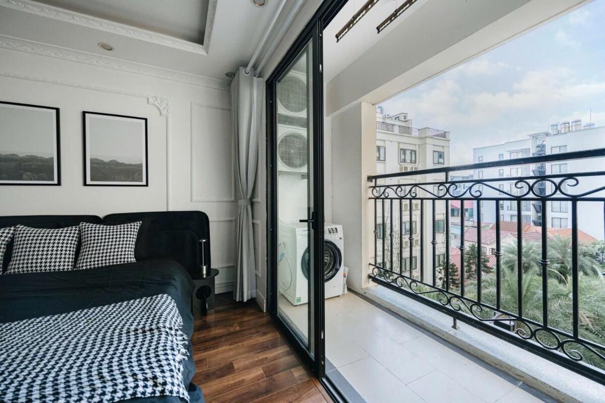 At D'leroi Solei Tay Ho Apartment Hanoi