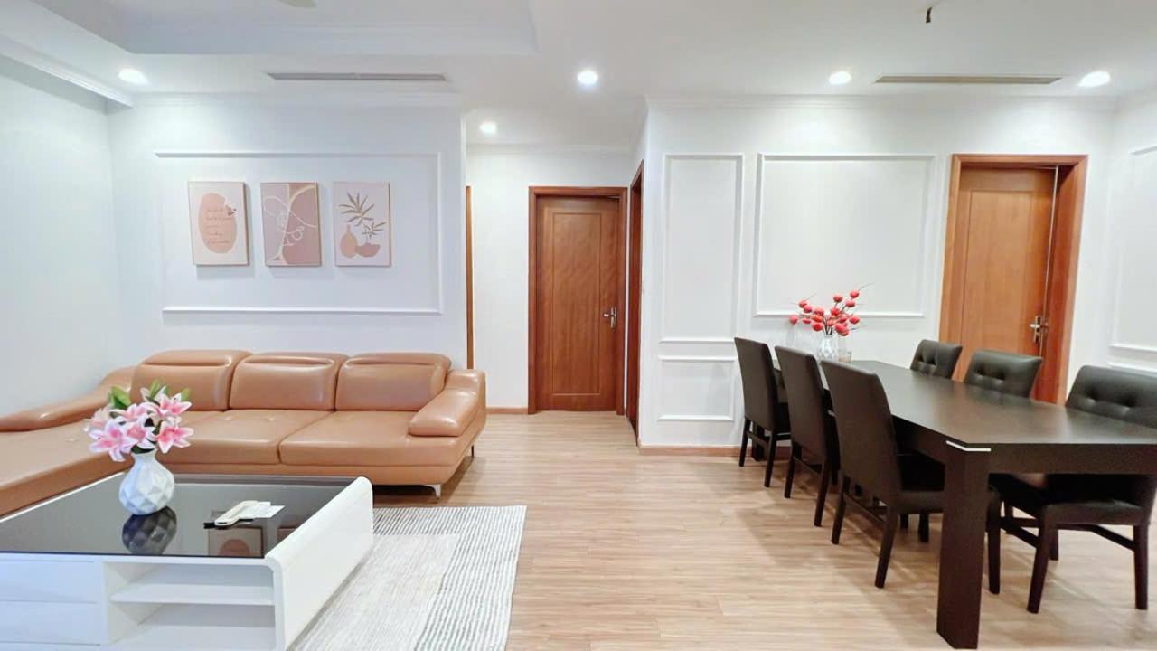 The Orchid House - Chuoi Ho Cao Cap Tai Vinhomes Times Apartment *