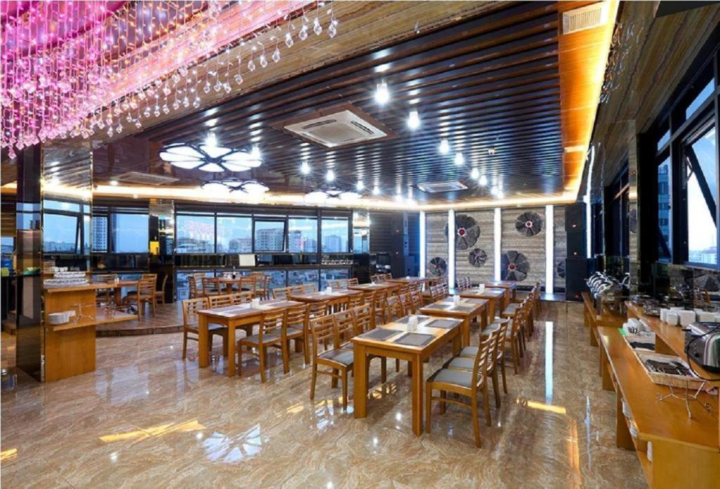 Apartment Au Viet 126 Nguyen Hoang - By Bay Luxury Hanoi