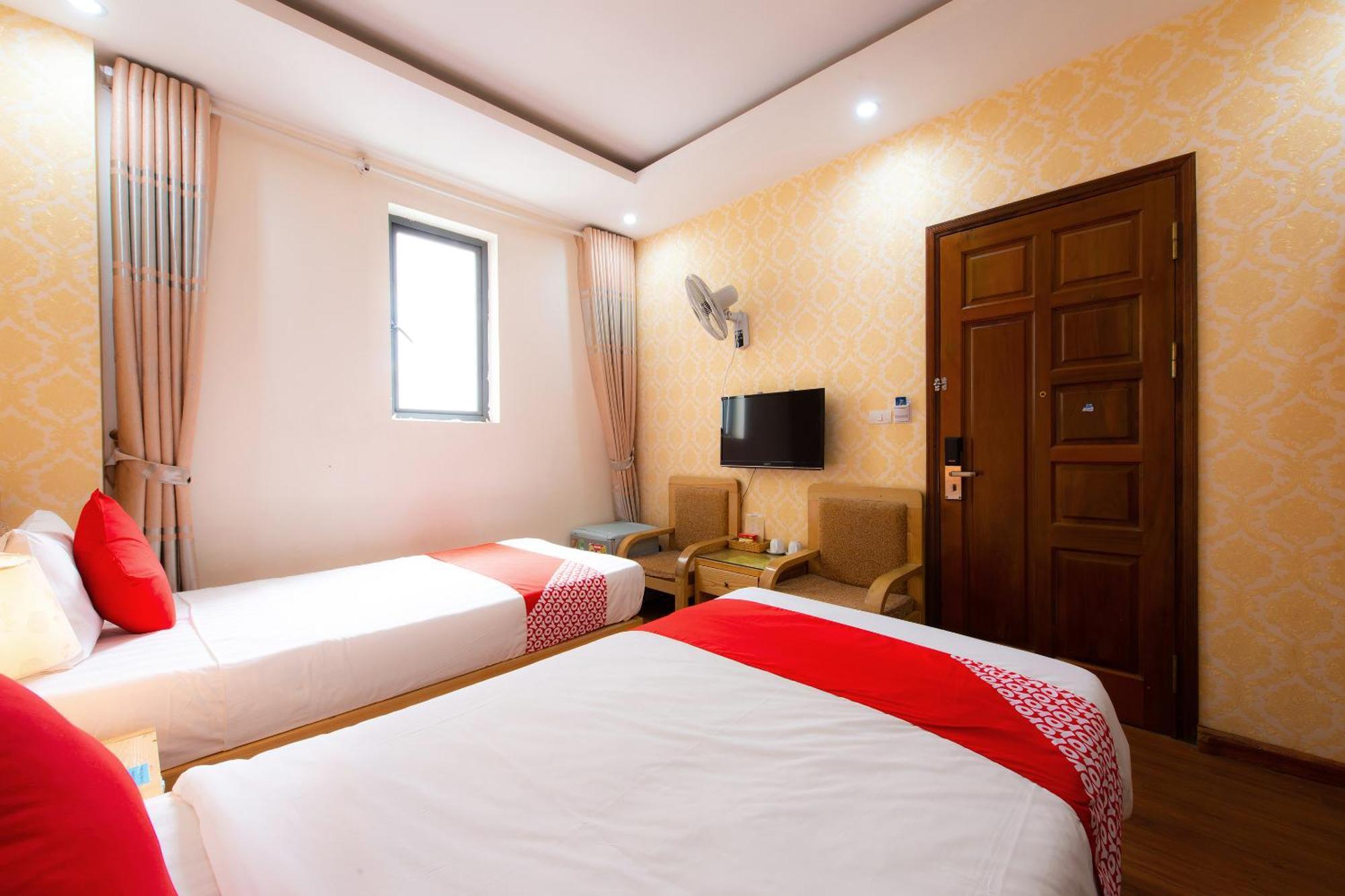 Dragon Hotel