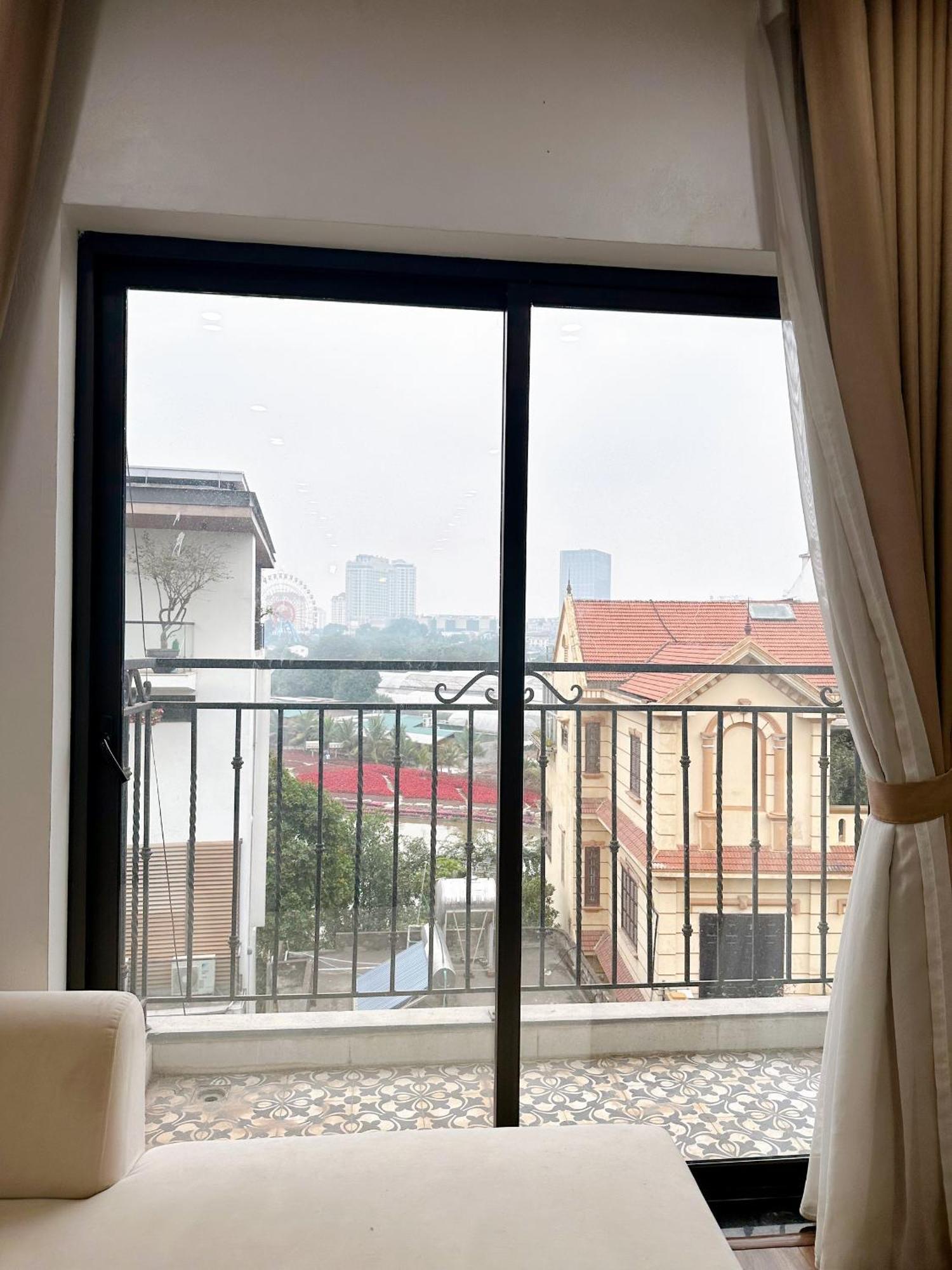 Paradise & Au Co - Tay Ho Khách sạn Hà Nội
