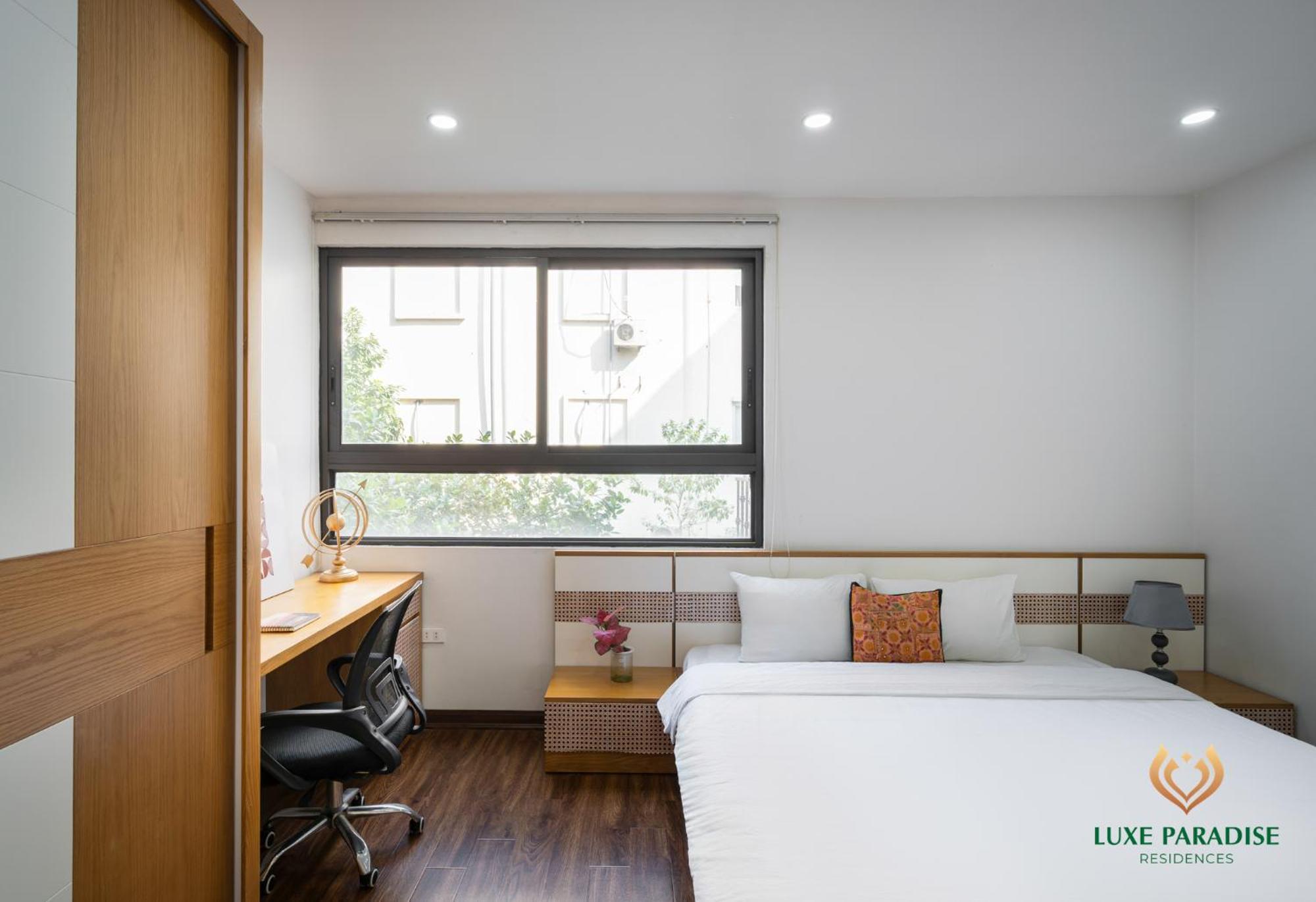 Khách sạn Paradise & Au Co - Tay Ho 3*