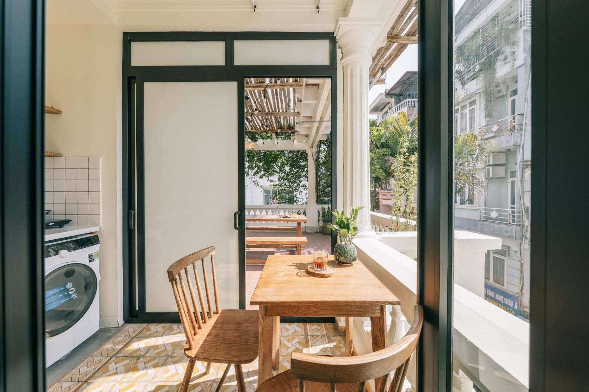 Apartment Amber Glow - Cozy Retreat Near Lake-free Laundry Hanoi