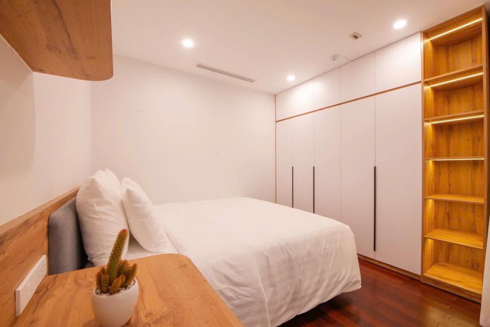 Side Panorama View - Nhat Chieu, Ho Tay Apartment *