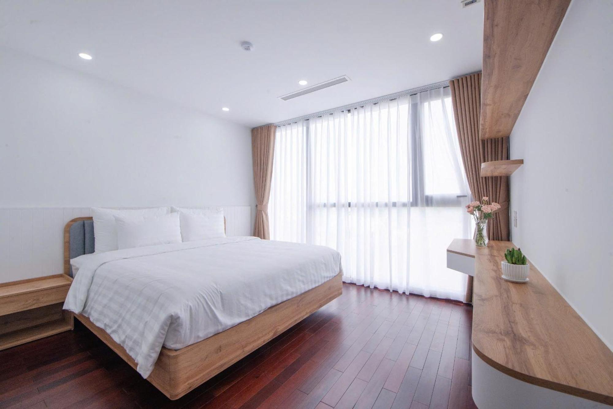 Side Panorama View - Nhat Chieu, Ho Tay Apartment