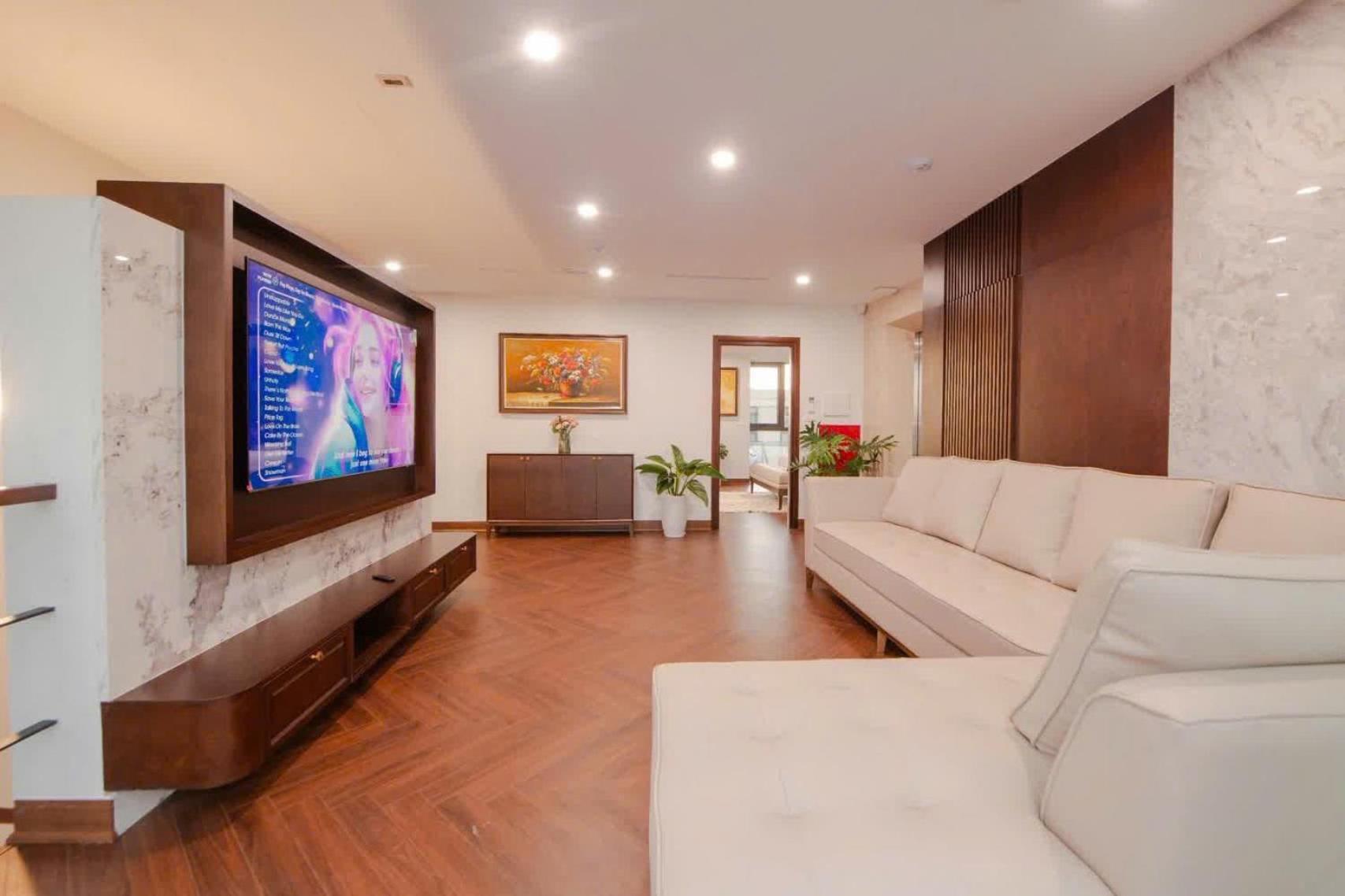 Apartment Side Panorama View - Nhat Chieu, Ho Tay Hanoi