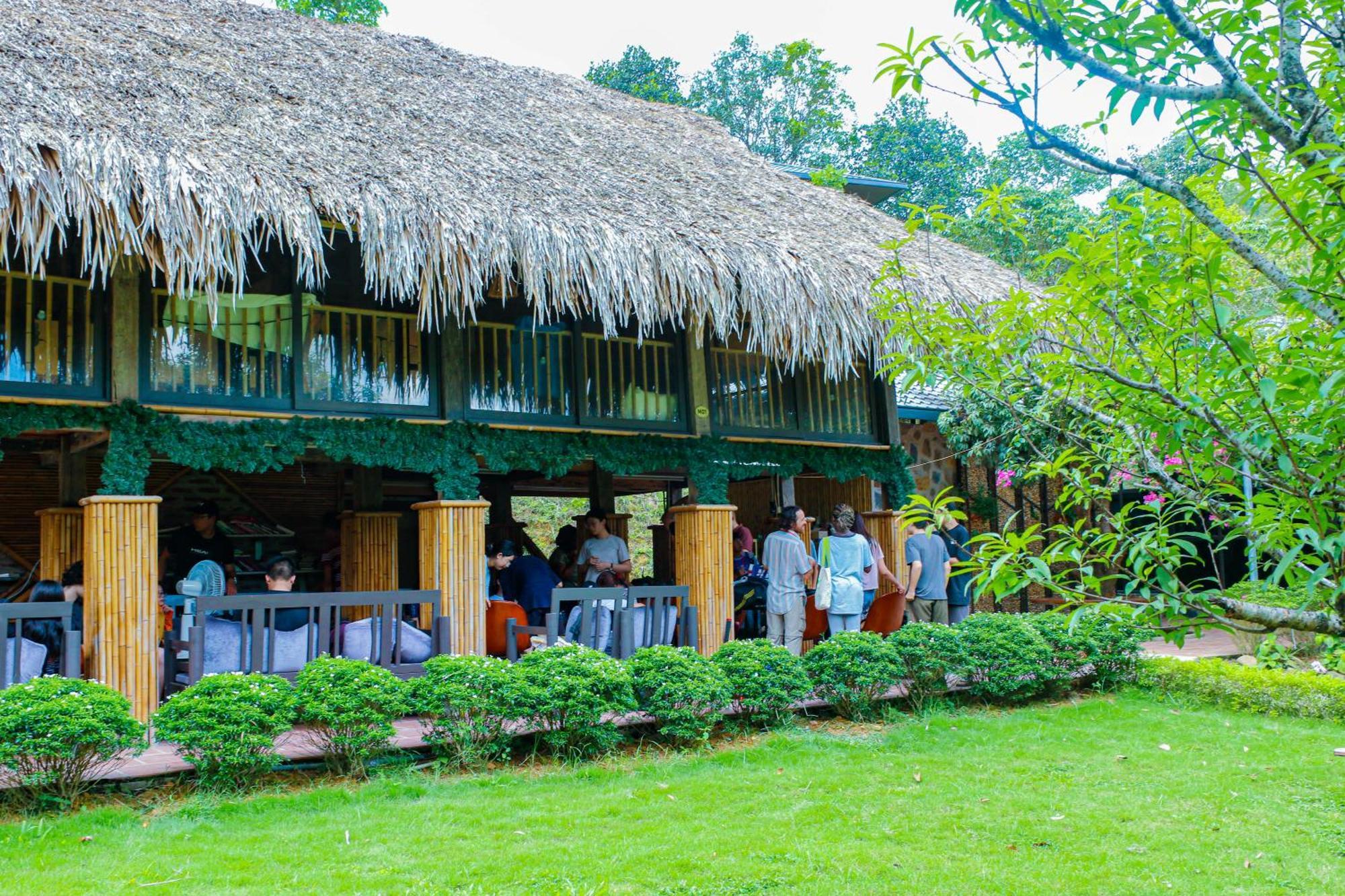 Penginapan ladang Sapphire Hill Hanoi