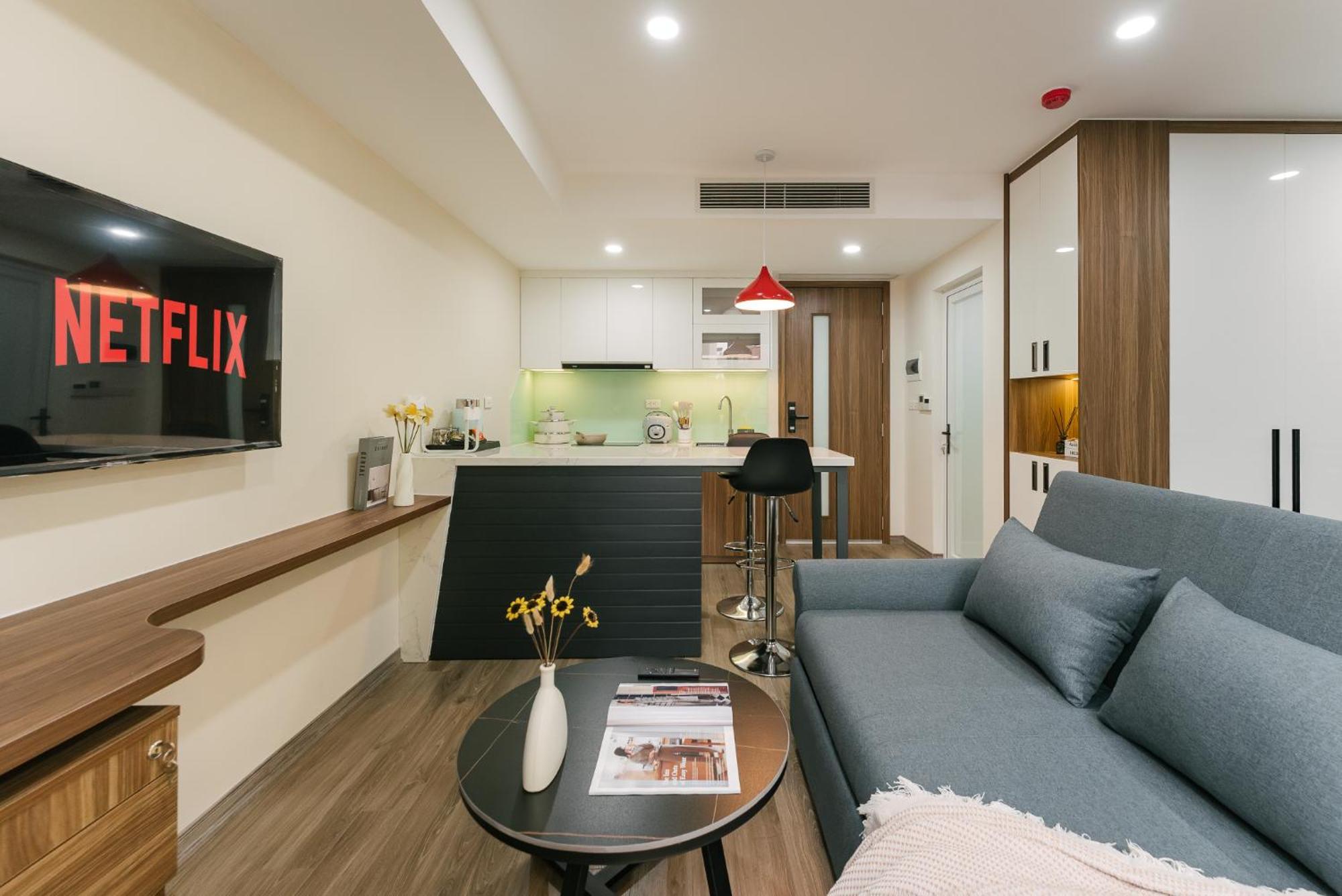 Hotel Train Street Lux Hanoi