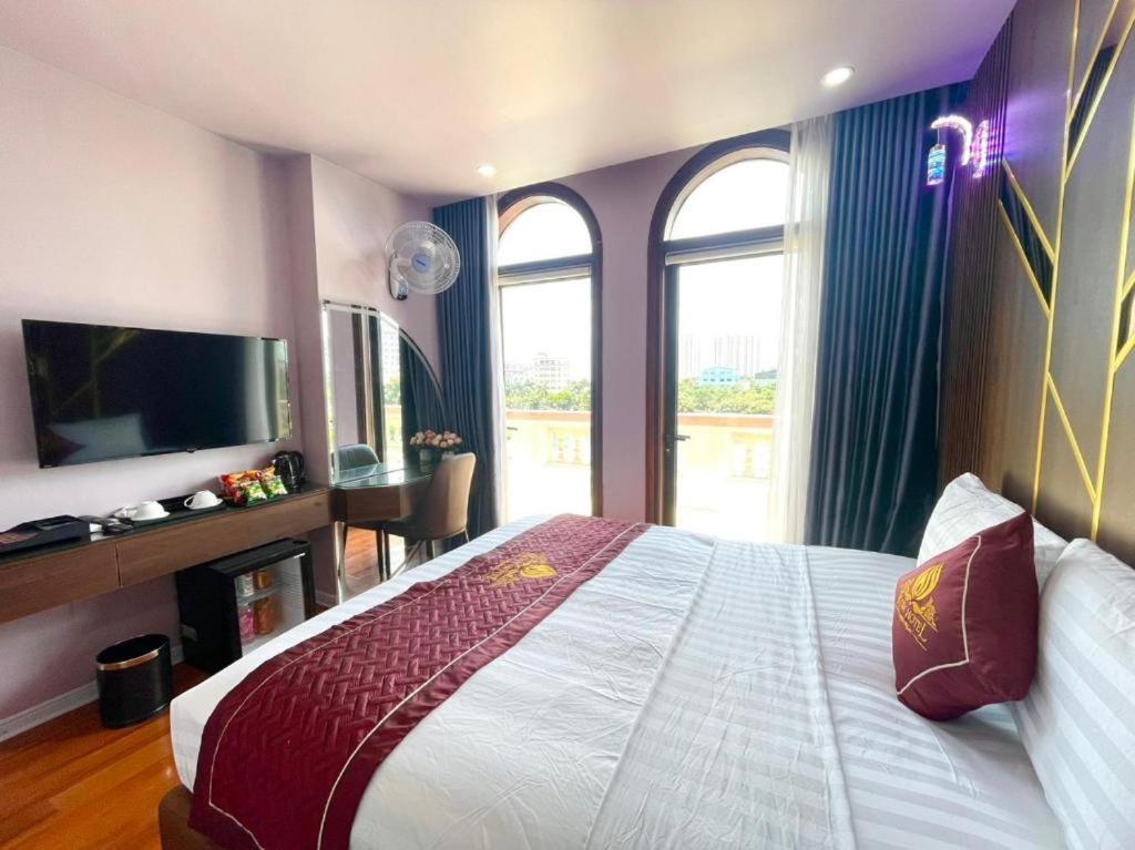 Rosy Hoang Mai Hotel