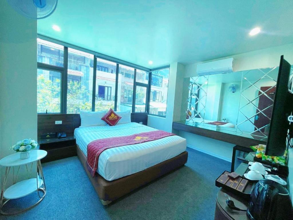 Rosy Hoang Mai Hotel