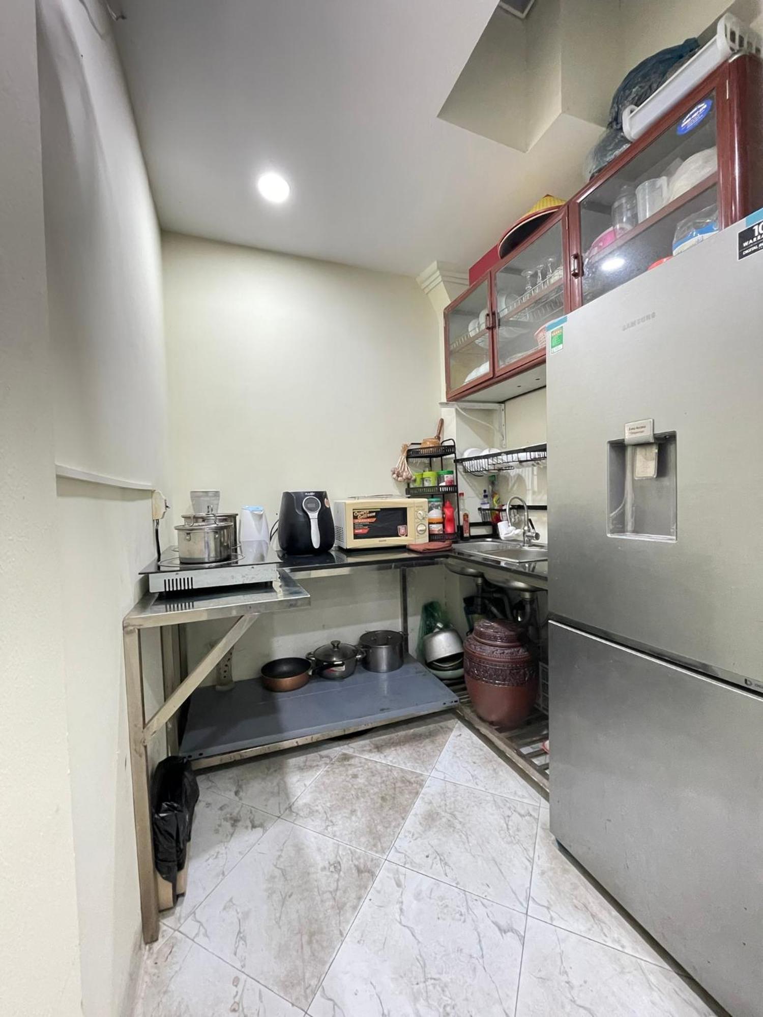 Capsule hotel Sky