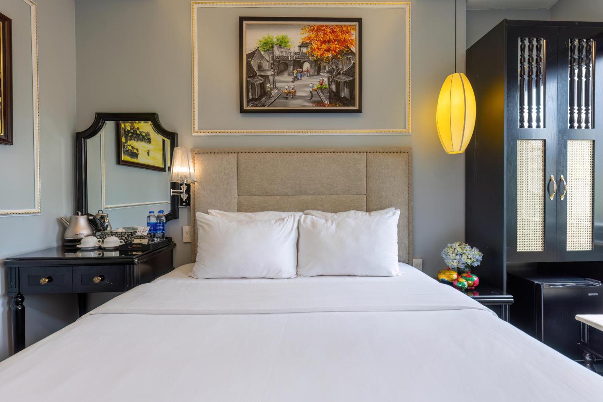Khách sạn Golden 4*
