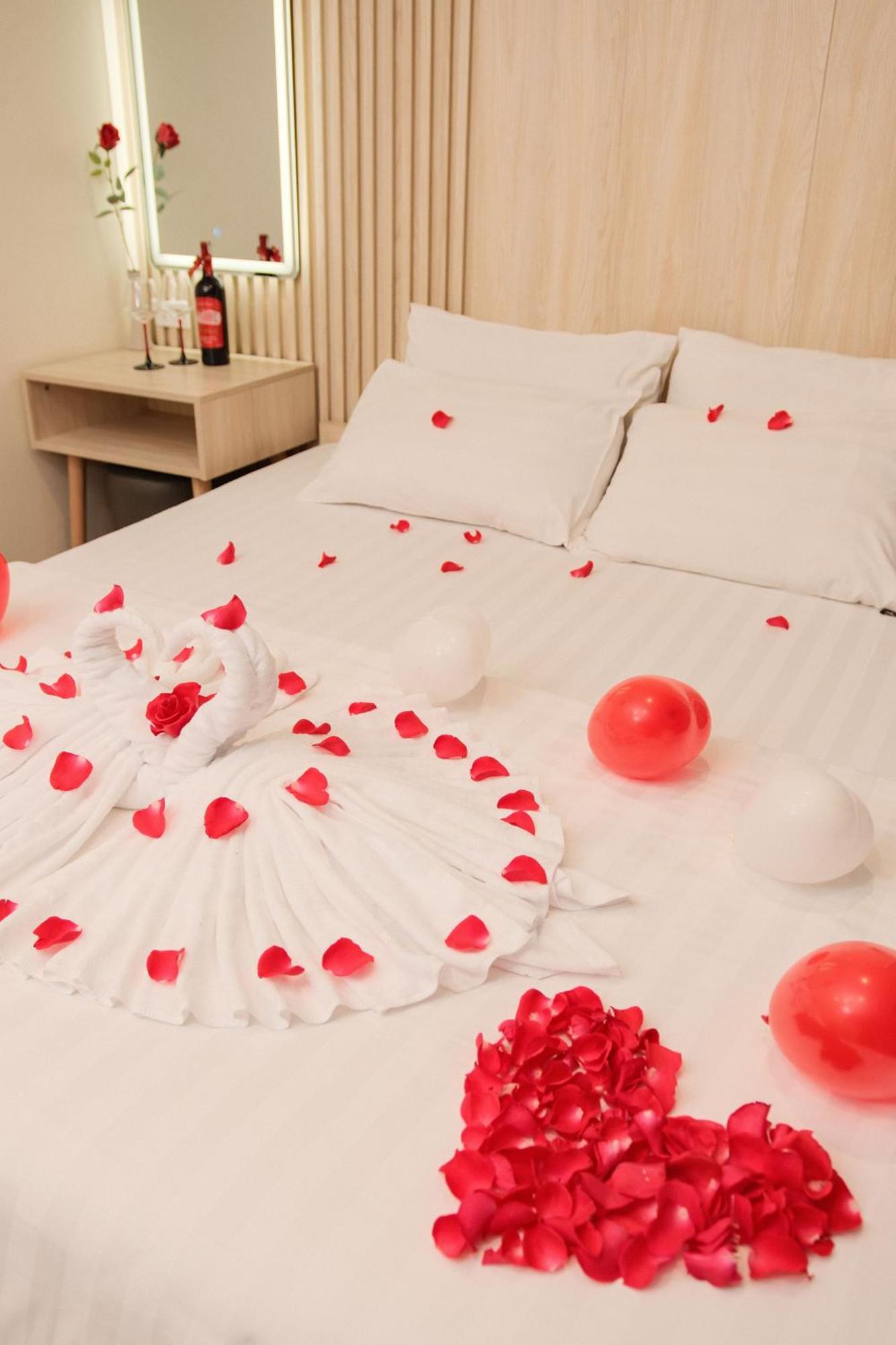 Hotel Ahotel *