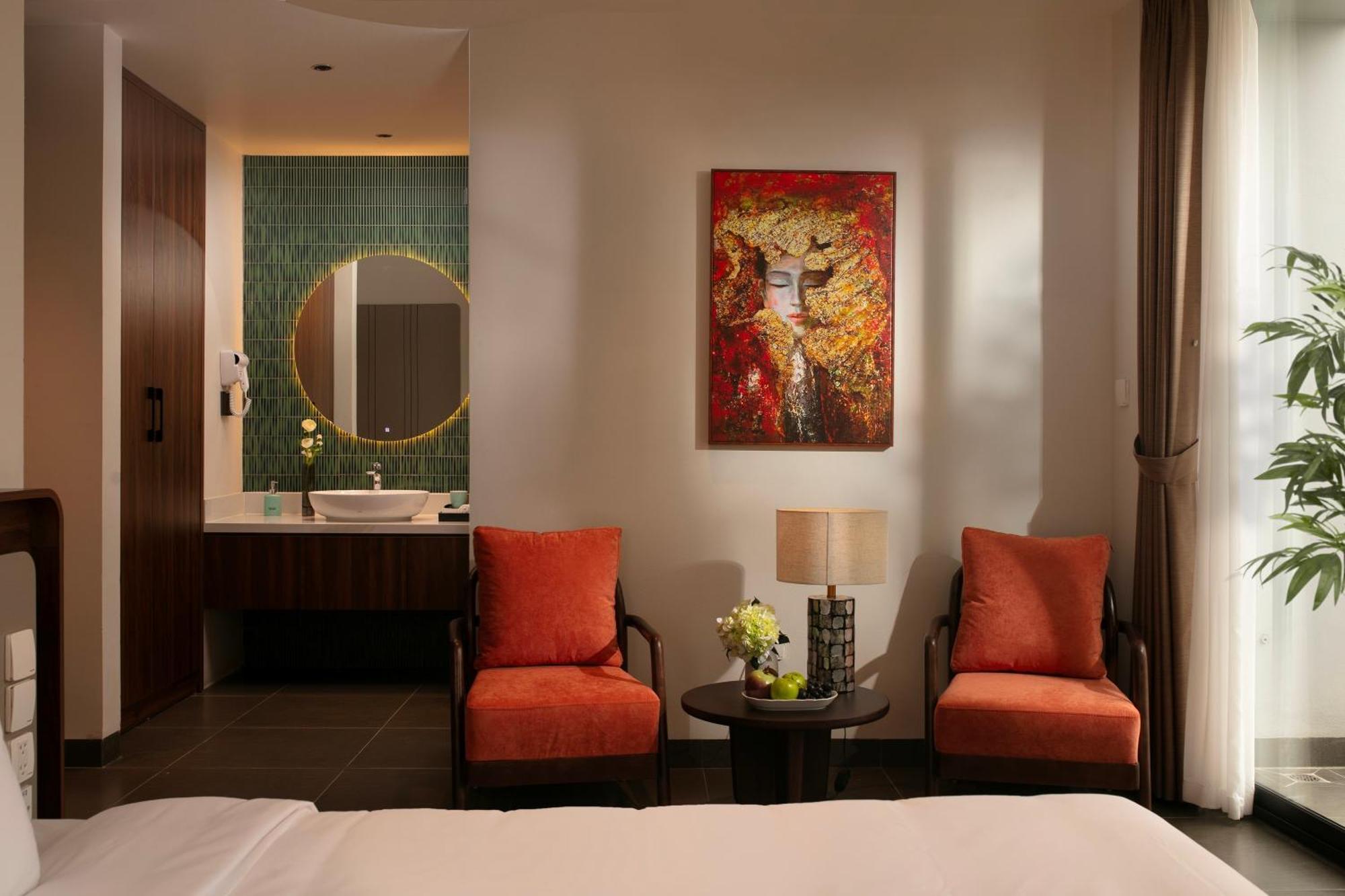 Riverview Boutique & Hà Nội